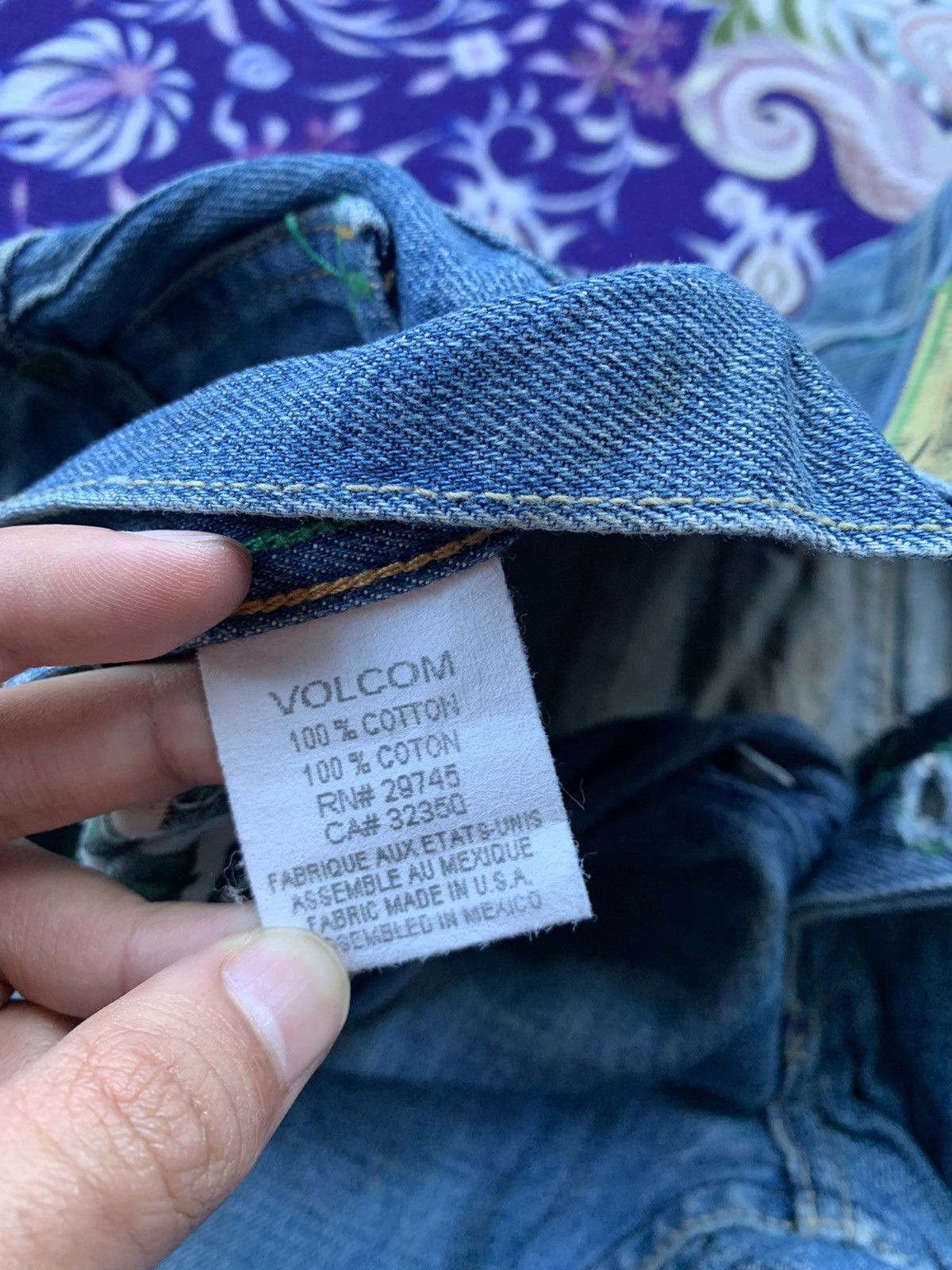Volcom Vintage Volcom Distressed Denim Size US 33 - 8 Thumbnail