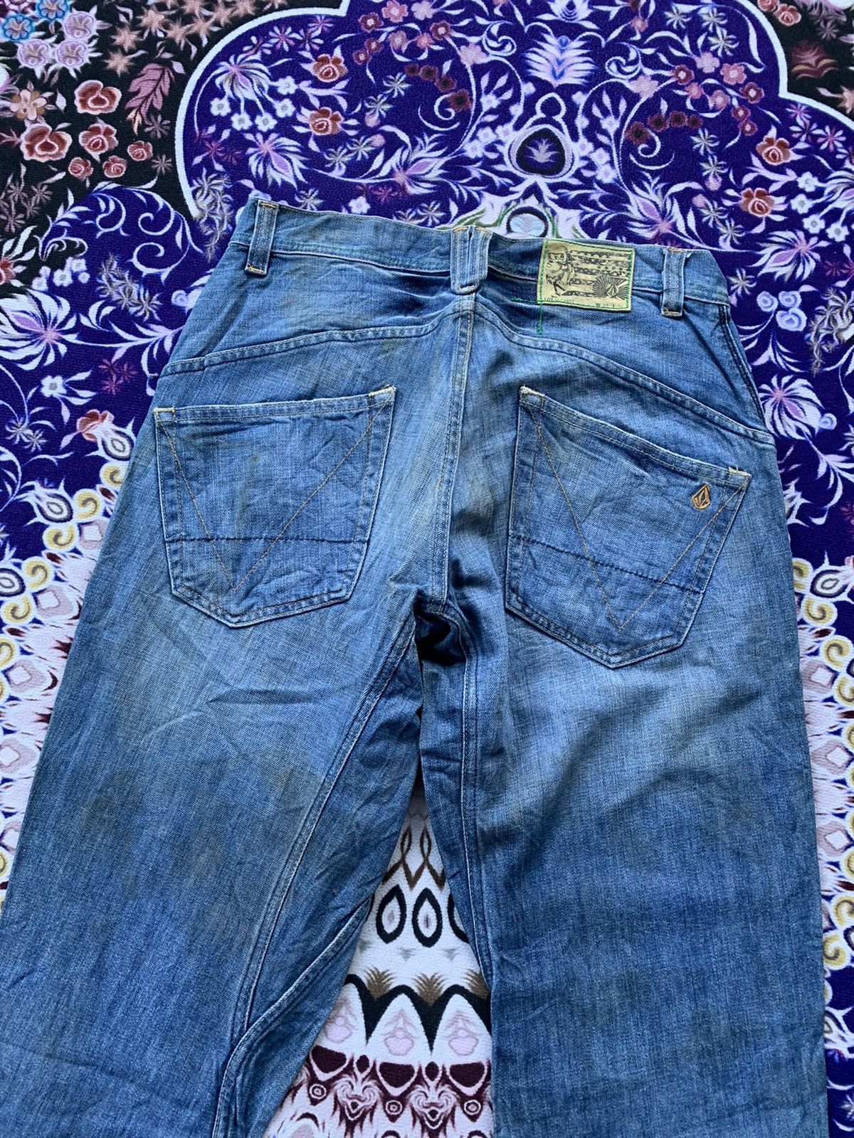 Volcom Vintage Volcom Distressed Denim Size US 33 - 12 Thumbnail