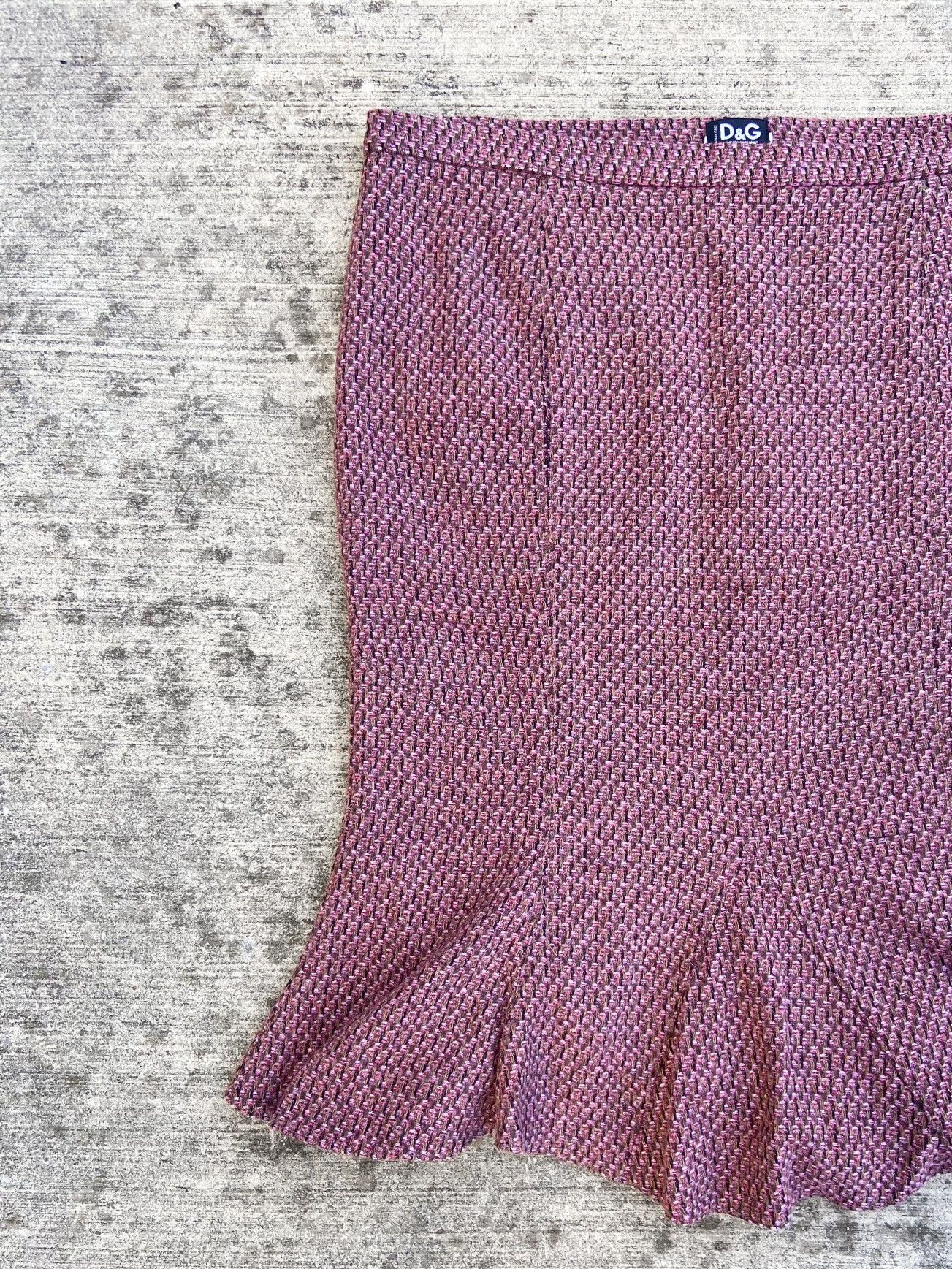 Dolce & Gabbana D&G midi skirt made in Italy Size 32" / US 10 / IT 46 - 4 Thumbnail