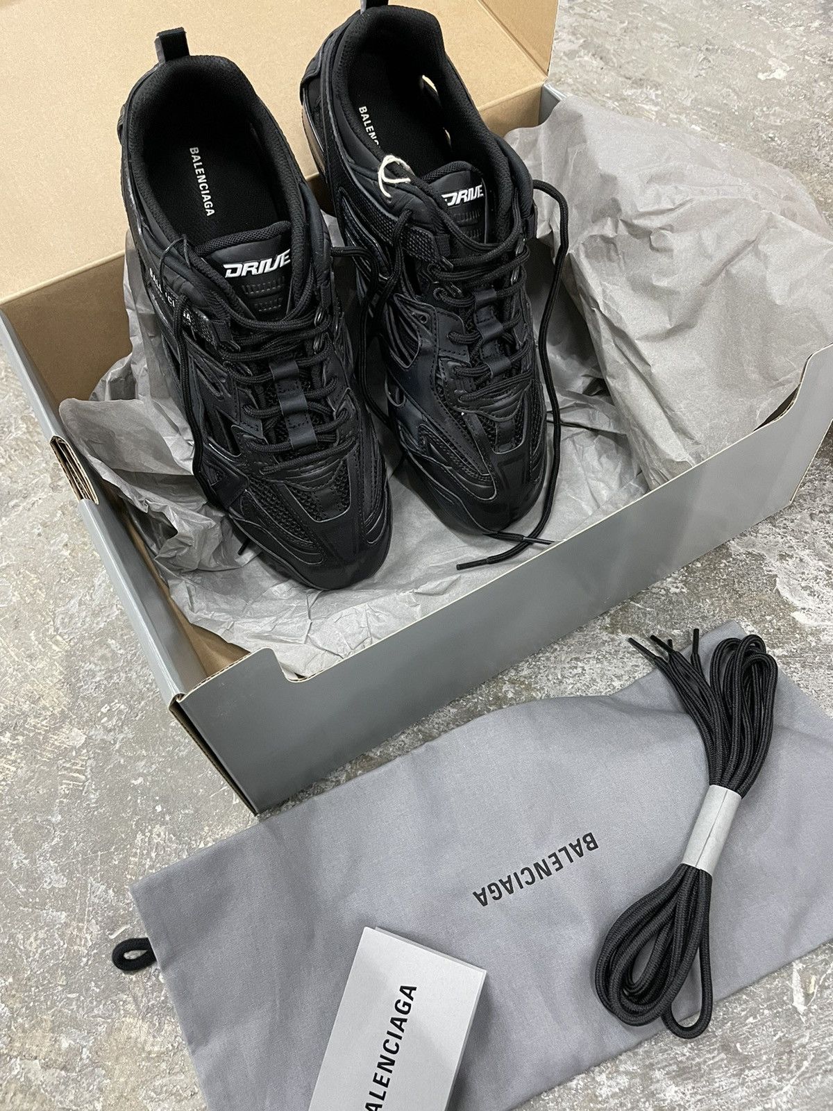Balenciaga cut out sneakers 41