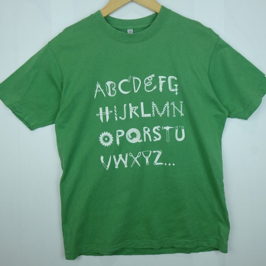 Uniqlo UNIQLO x Linotype Library Toolbox Graphic T Shirt Size US M / EU 48-50 / 2 - 2 Thumbnail