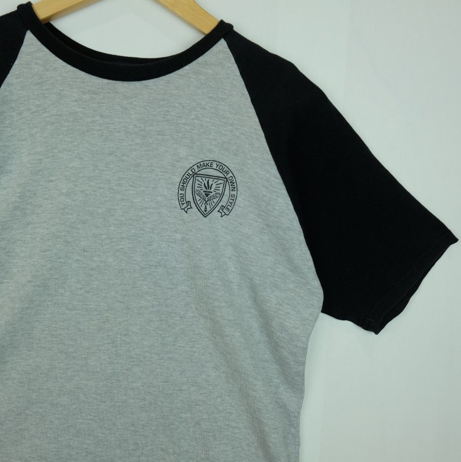 Uniqlo Vintage 90's UNIQLO Grey Raglan T Shirt Size US M / EU 48-50 / 2 - 3 Thumbnail