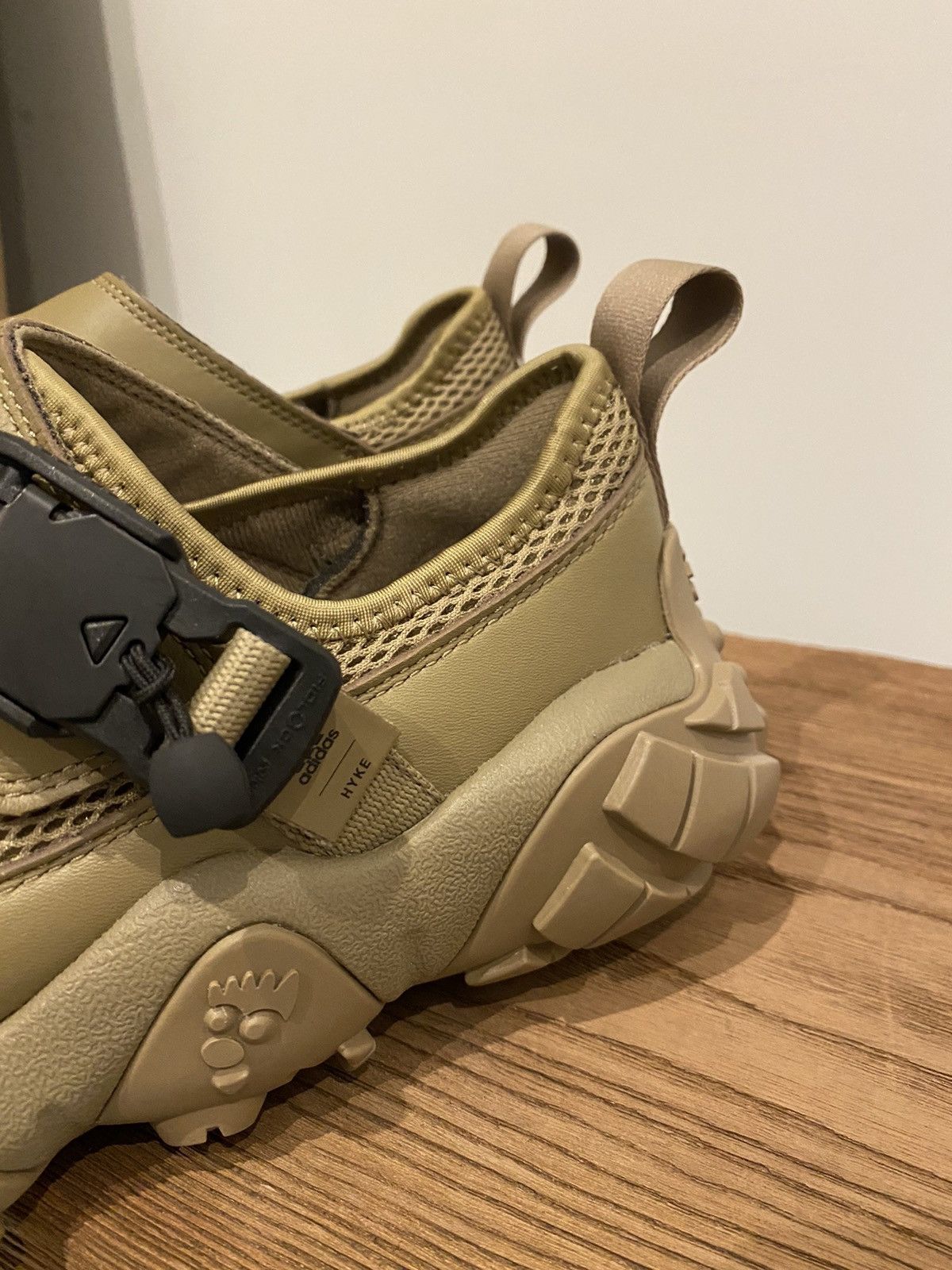 Adidas × HYKE Hyke x Adidas sandal Size US 9 / EU 42 - 6 Thumbnail