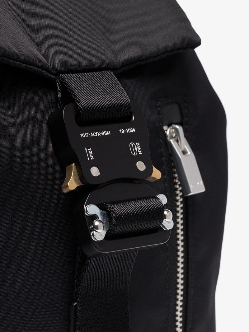 Alyx 1017 ALYX 9SM Black Rollercoaster Buckle Mini 2 wayBackpack Size ONE SIZE - 4 Thumbnail