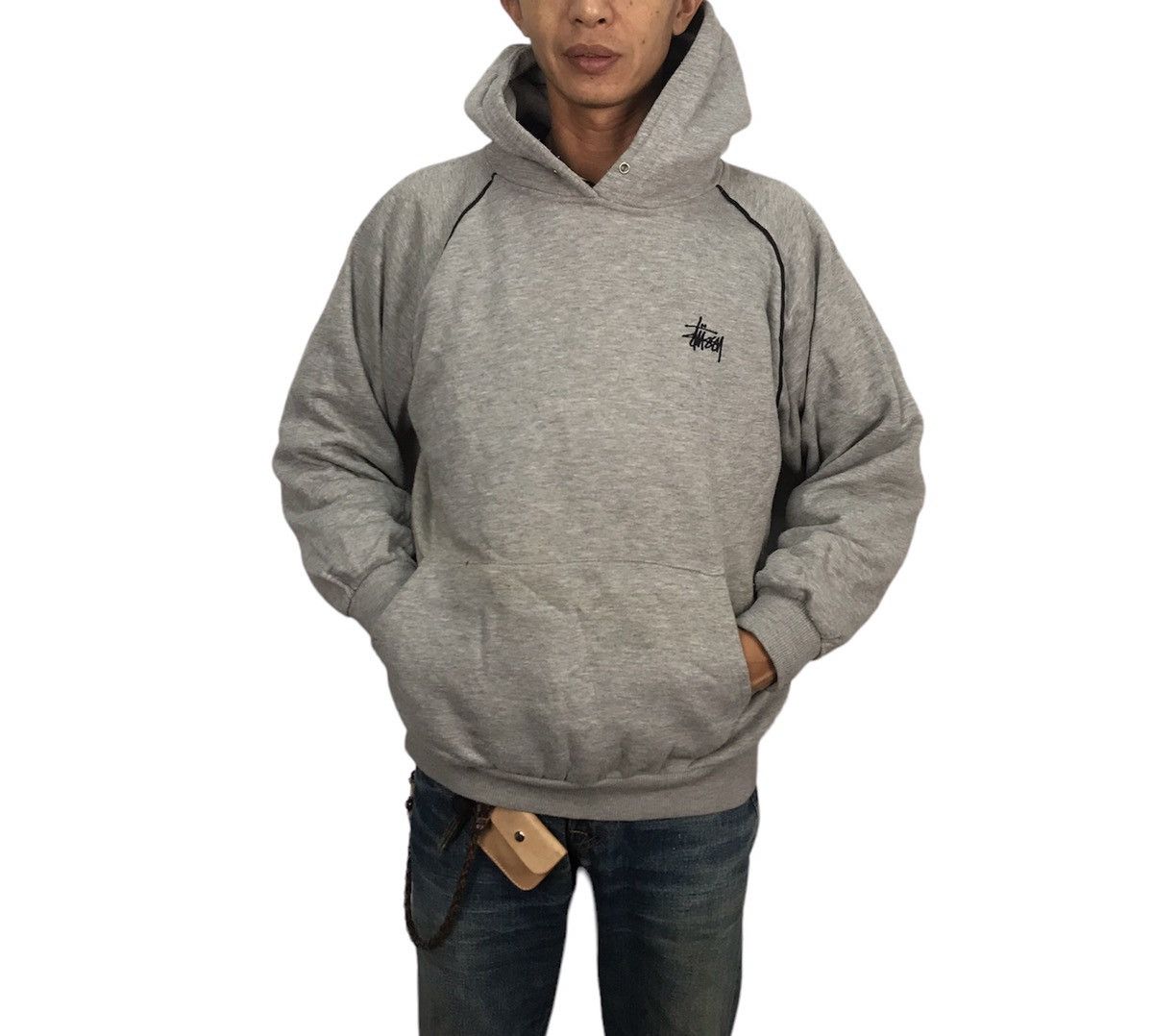 Stussy × Vintage Vintage small embroidered logo hoodie pullover Size US L / EU 52-54 / 3 - 8 Thumbnail