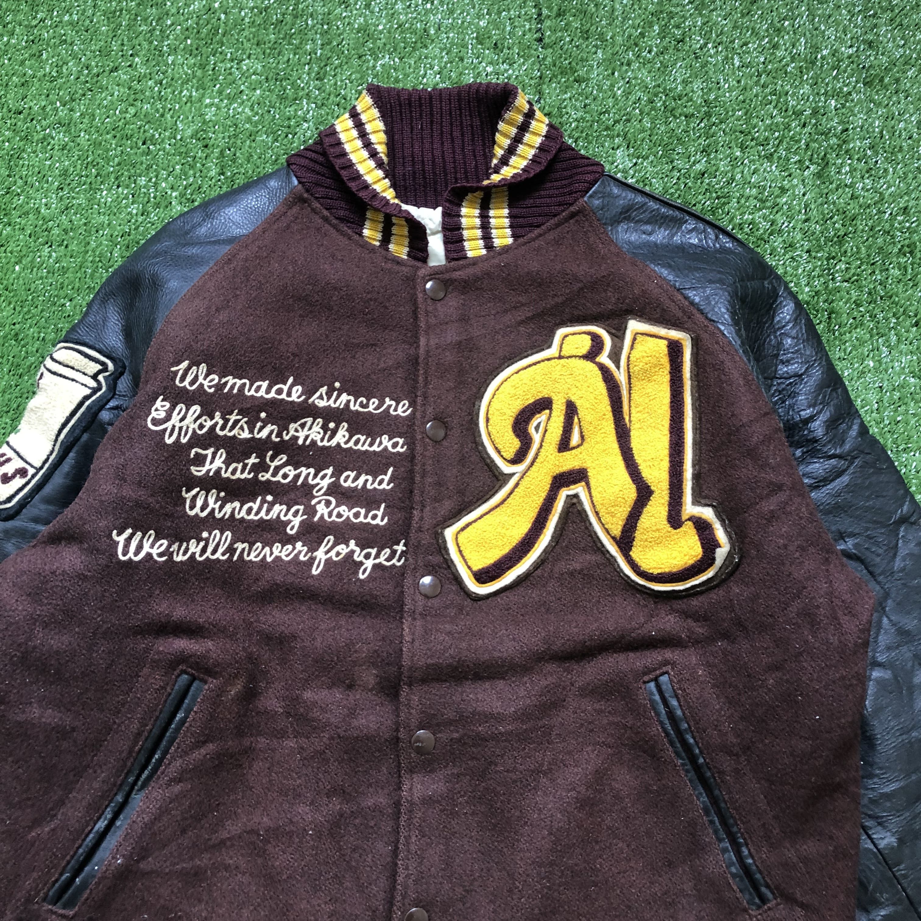 Vintage Vintage AI Leather Sleeves Letterman Varsity Jacket Size US M / EU 48-50 / 2 - 5 Thumbnail