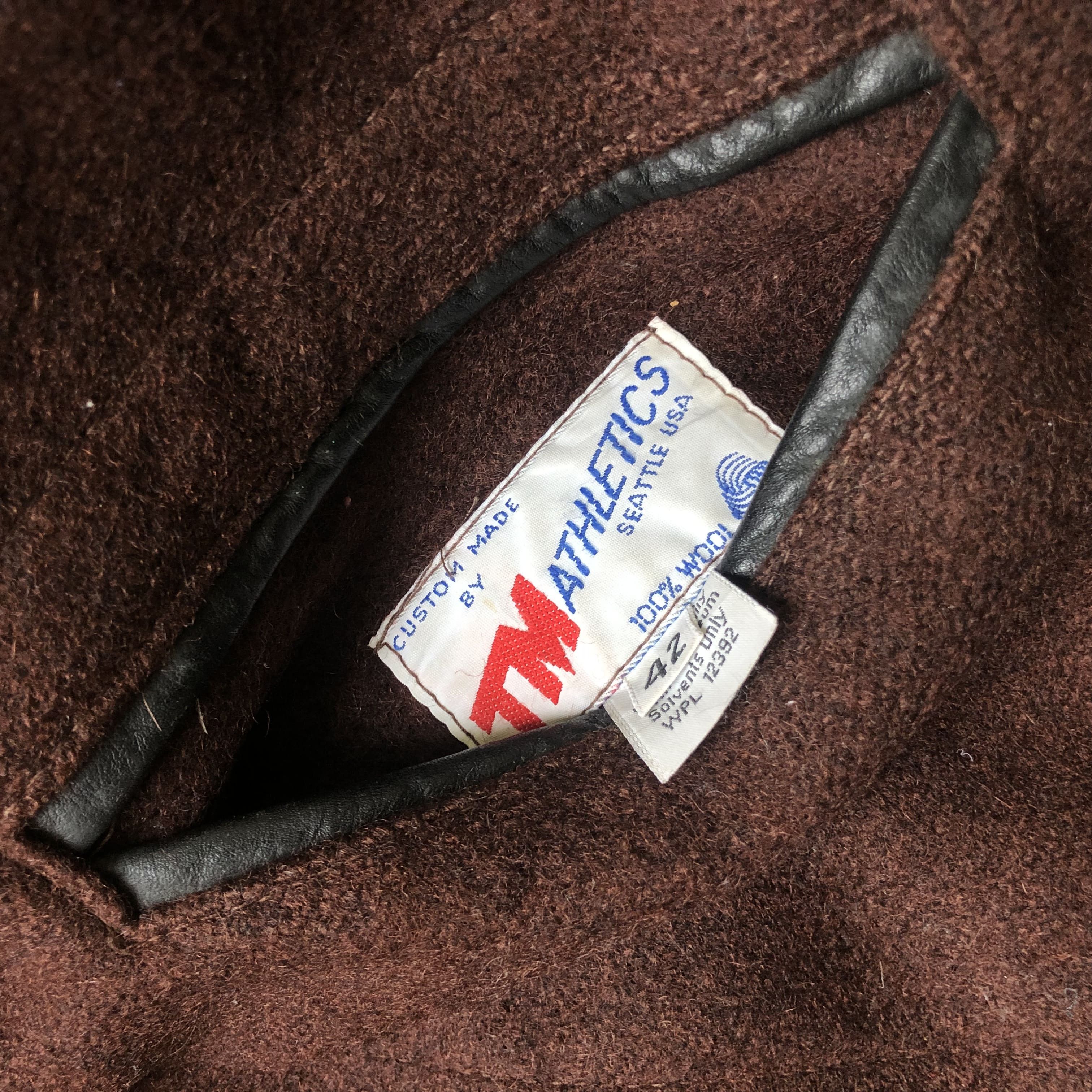 Vintage Vintage AI Leather Sleeves Letterman Varsity Jacket Size US M / EU 48-50 / 2 - 12 Thumbnail