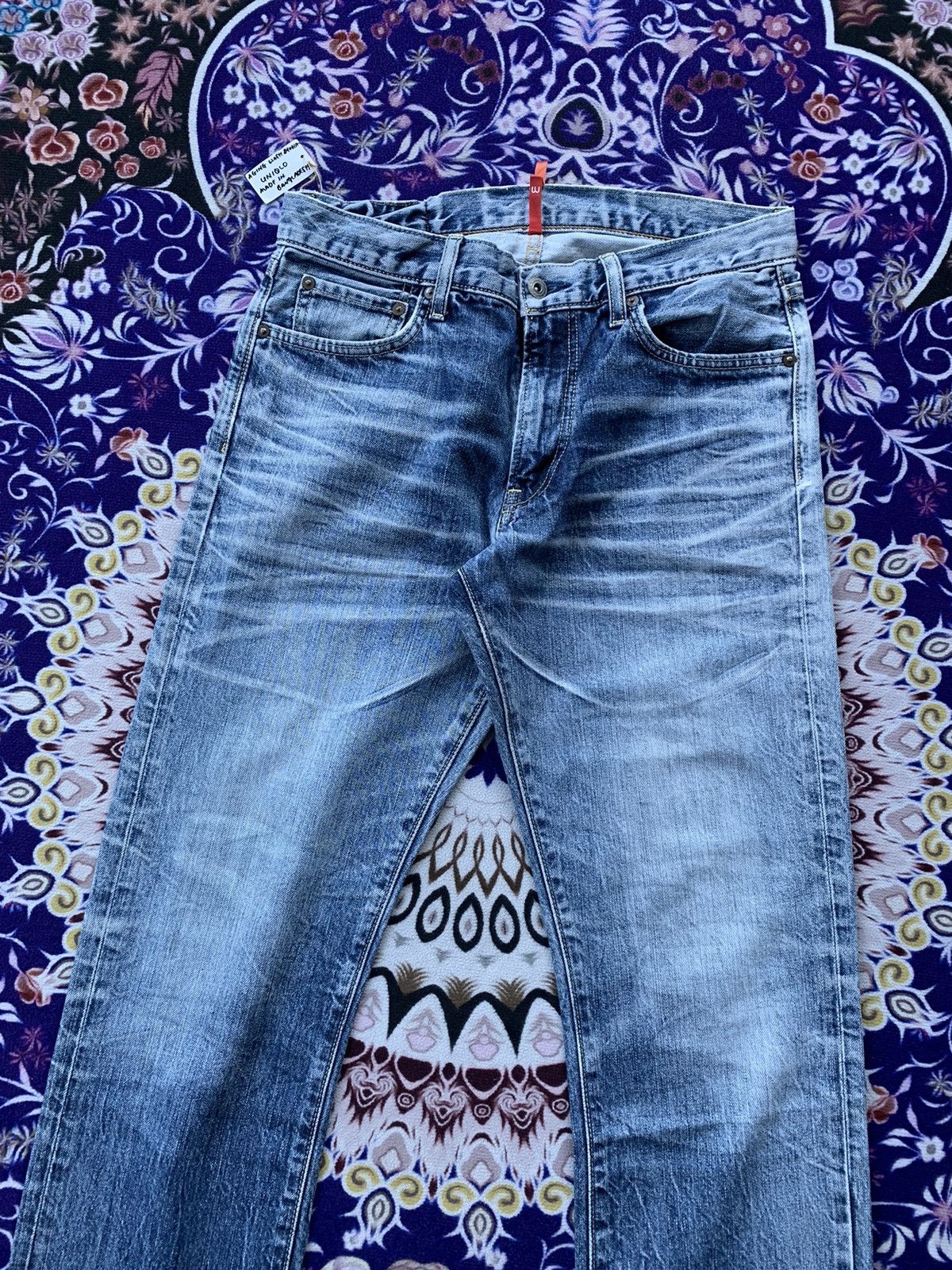 Japanese Brand Uniqlo UJ Faded Wash Denim Size US 33 - 2 Thumbnail