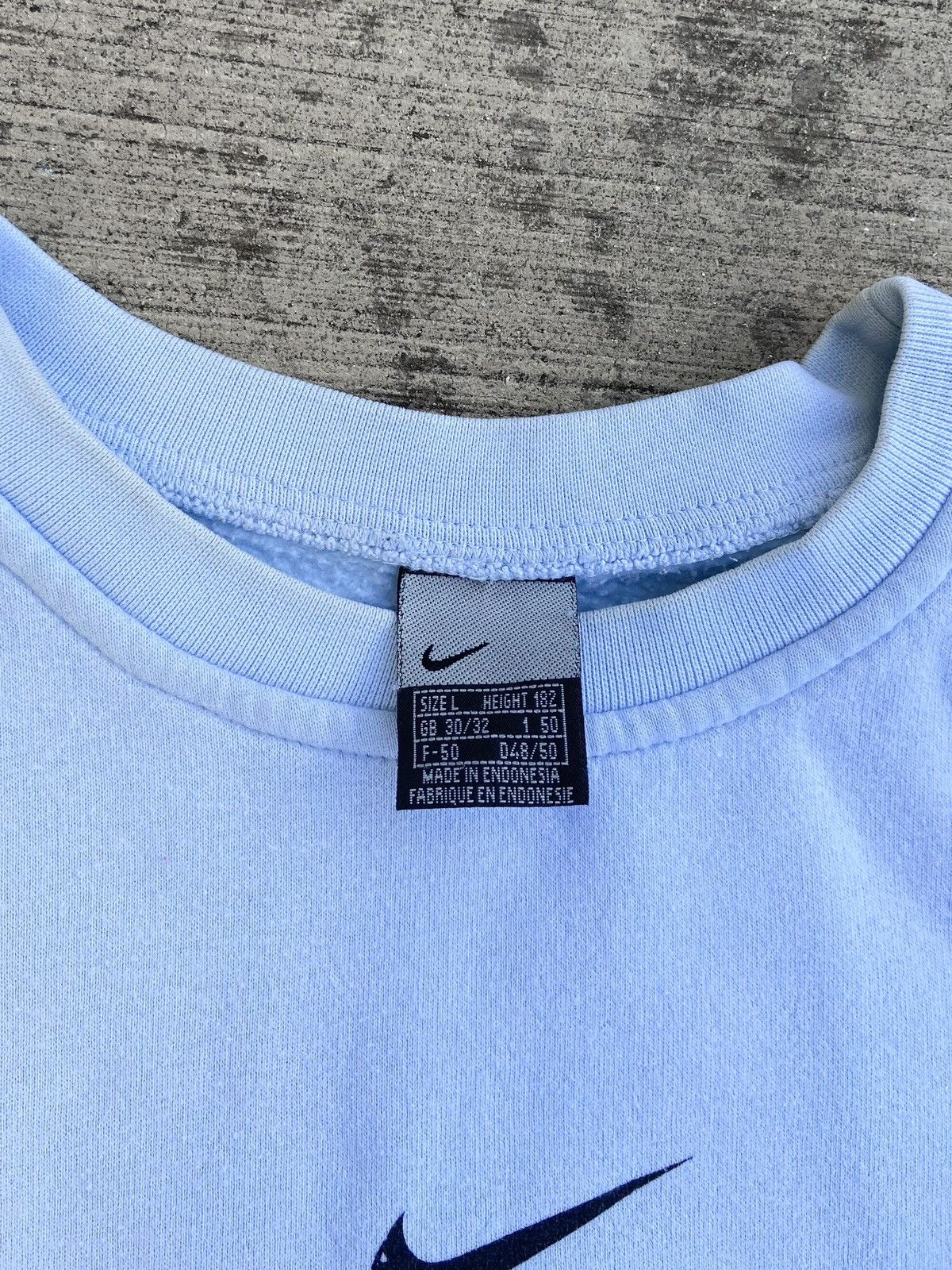 Nike Nike vintage sweatshirt size L Size US L / EU 52-54 / 3 - 9 Thumbnail