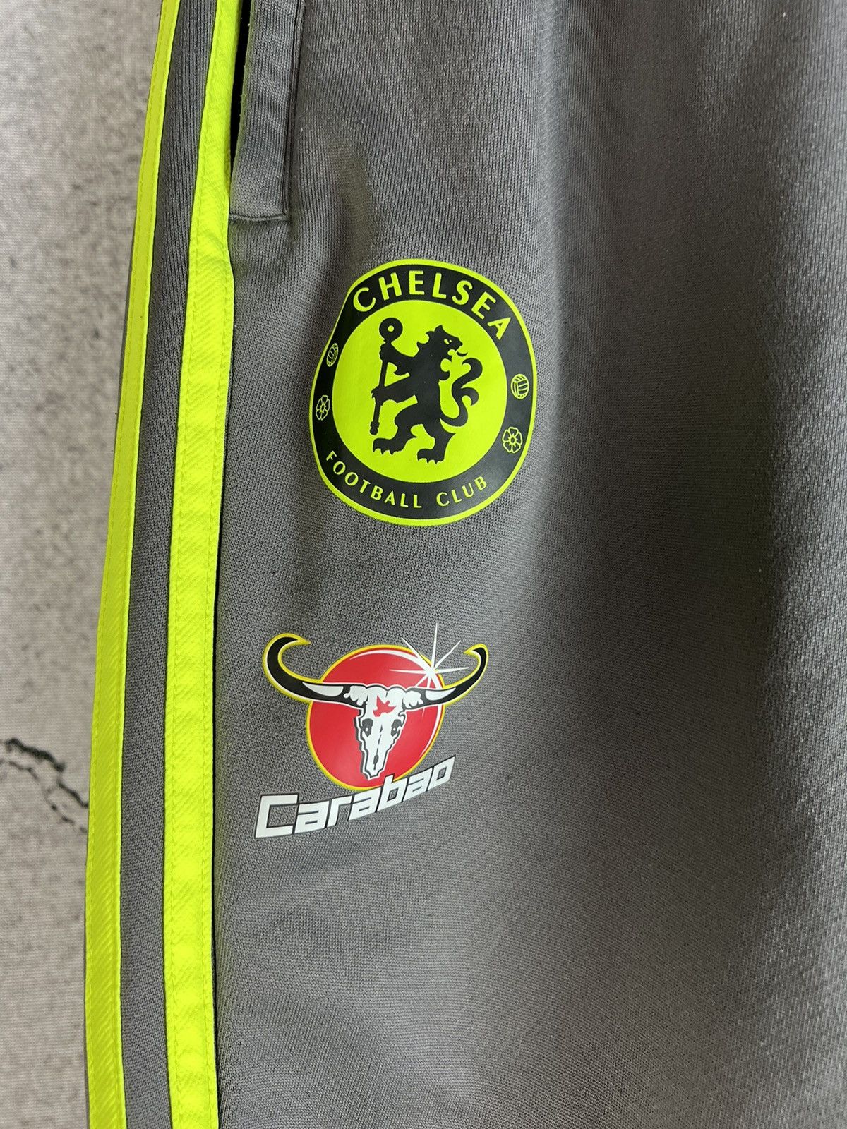Adidas Chelsea London Carabao Cup Adidas sweatpants Size US 30 / EU 46 - 3 Thumbnail
