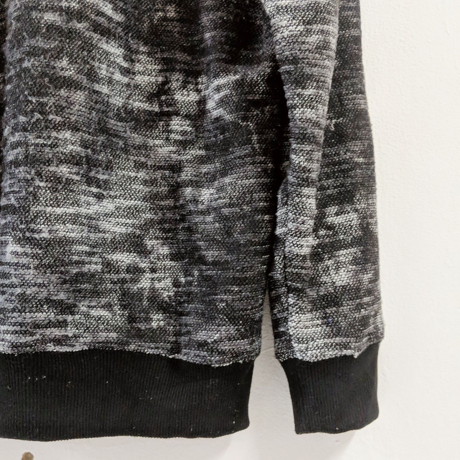 Japanese Brand Vintage Defective Struct Smoke Knitwear Sweater Size US L / EU 52-54 / 3 - 3 Thumbnail