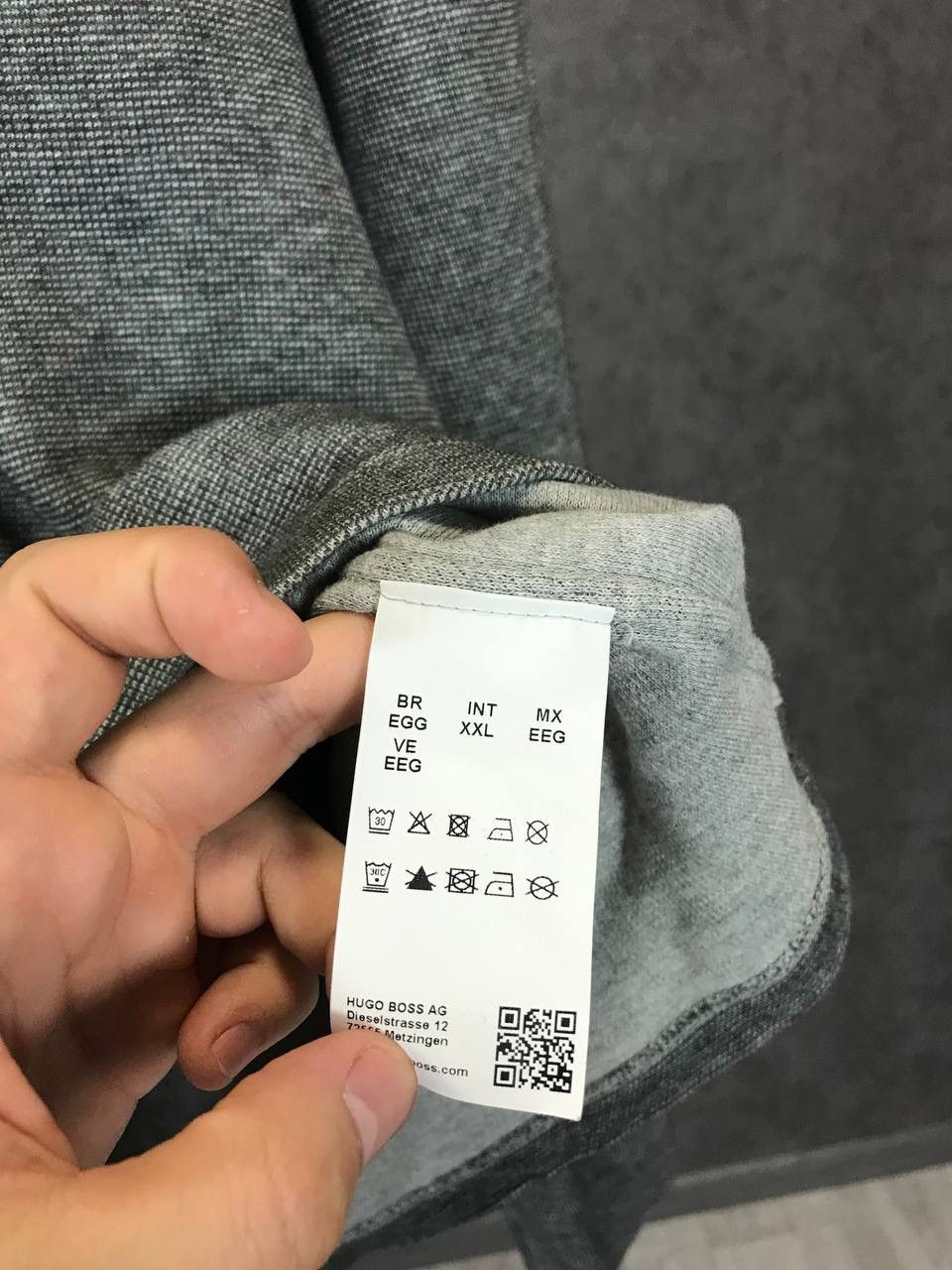 Hugo Boss Hugo Boss 1/4 zip sweatshirt Size US XXL / EU 58 / 5 - 7 Thumbnail