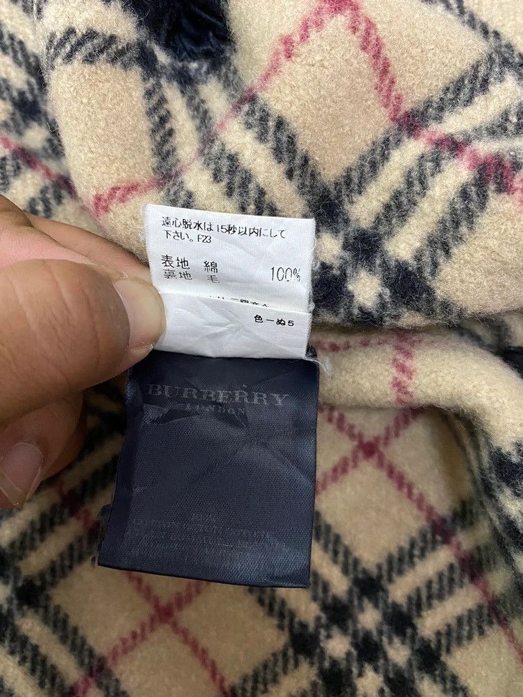 Burberry × Vintage SUN FADDED VINTAGE BURBERRY LONDON DISTRESSED JACKET Size US M / EU 48-50 / 2 - 16 Thumbnail