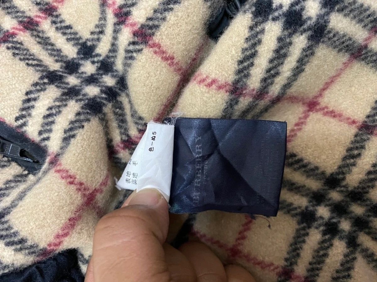 Burberry × Vintage SUN FADDED VINTAGE BURBERRY LONDON DISTRESSED JACKET Size US M / EU 48-50 / 2 - 17 Thumbnail
