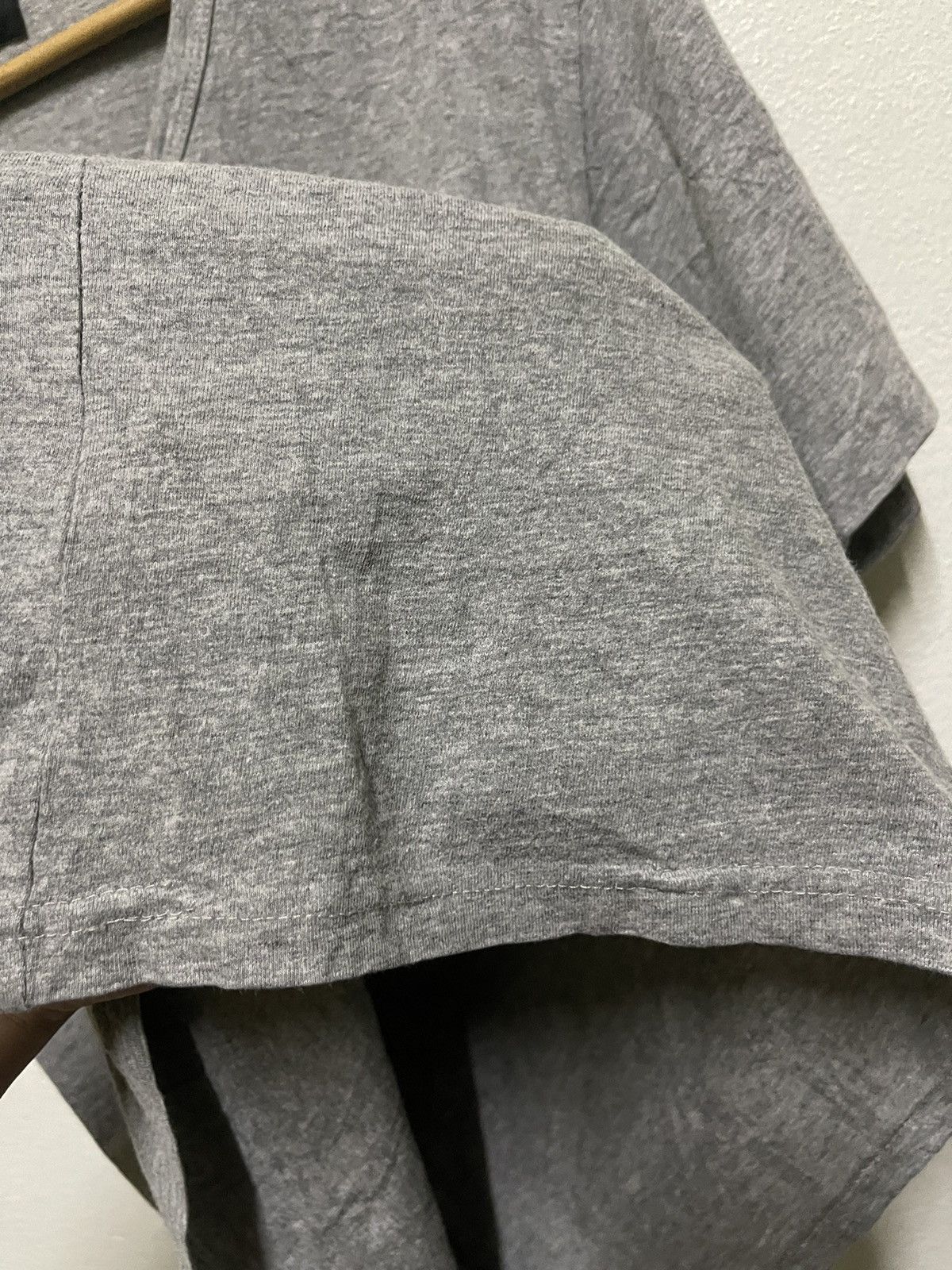 A.P.C. Plain V Neck T Shirt Size US S / EU 44-46 / 1 - 5 Thumbnail
