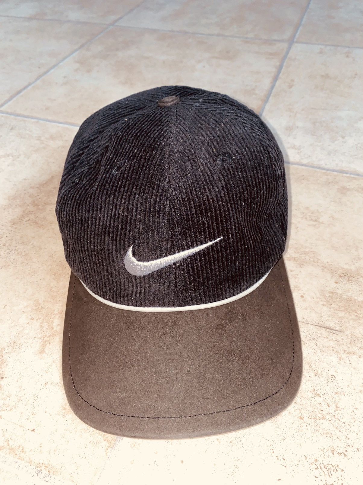 Nike × Vintage Nike 90s Corduroy Cap Tn Jordan Challenge Court ACG Size ONE SIZE - 1 Thumbnail