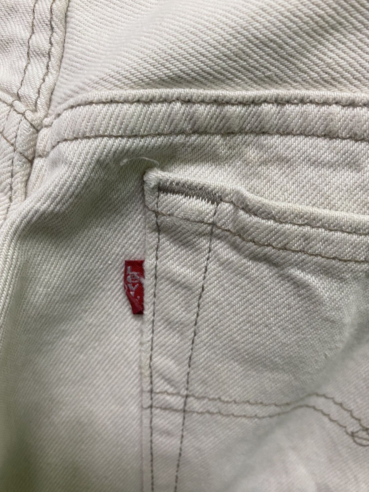 Levi's × Vintage Vintage 90s LEVIS 501 Dirty White Denim- L60 Size US 32 / EU 48 - 18 Thumbnail