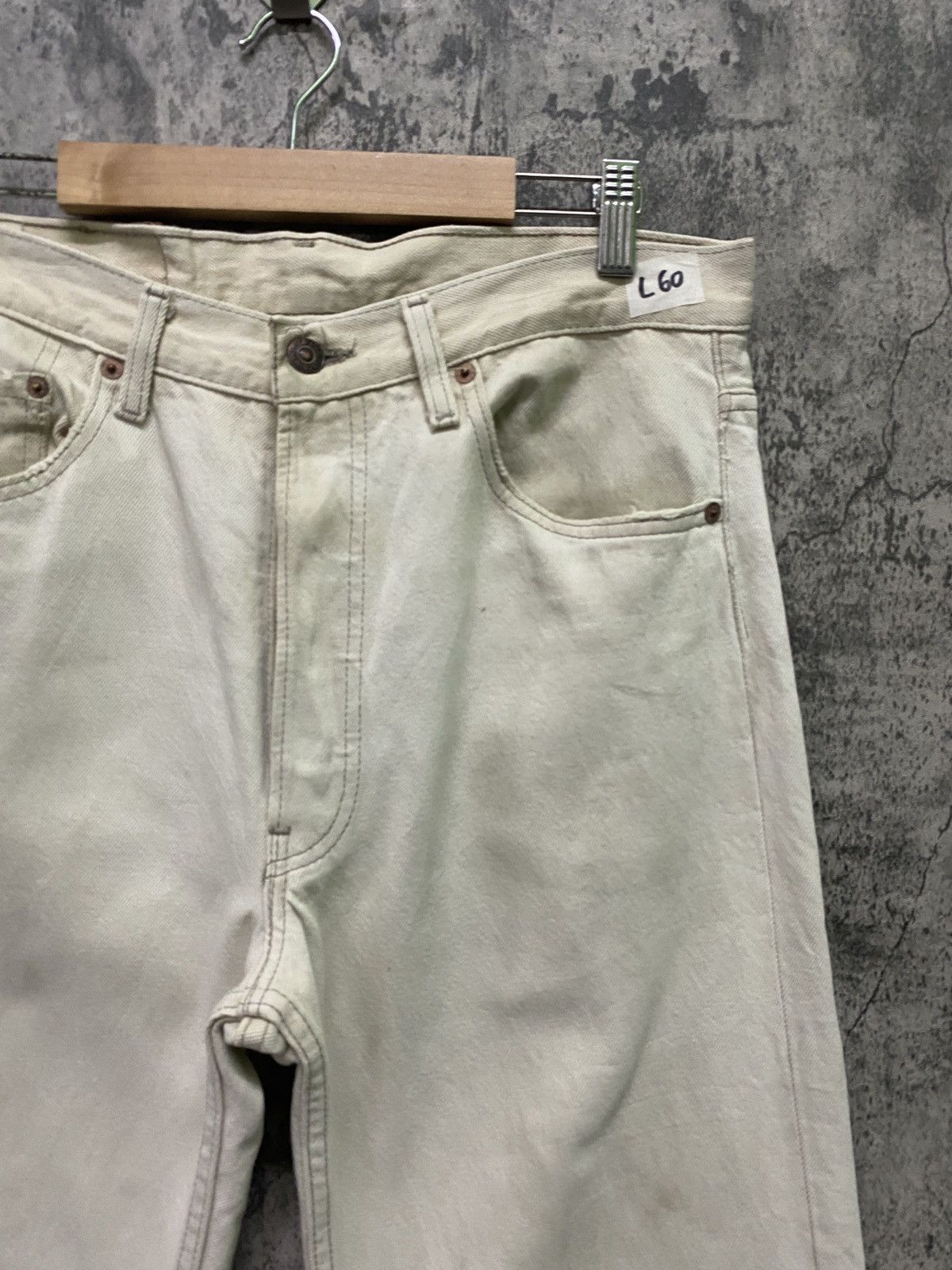 Levi's × Vintage Vintage 90s LEVIS 501 Dirty White Denim- L60 Size US 32 / EU 48 - 5 Thumbnail