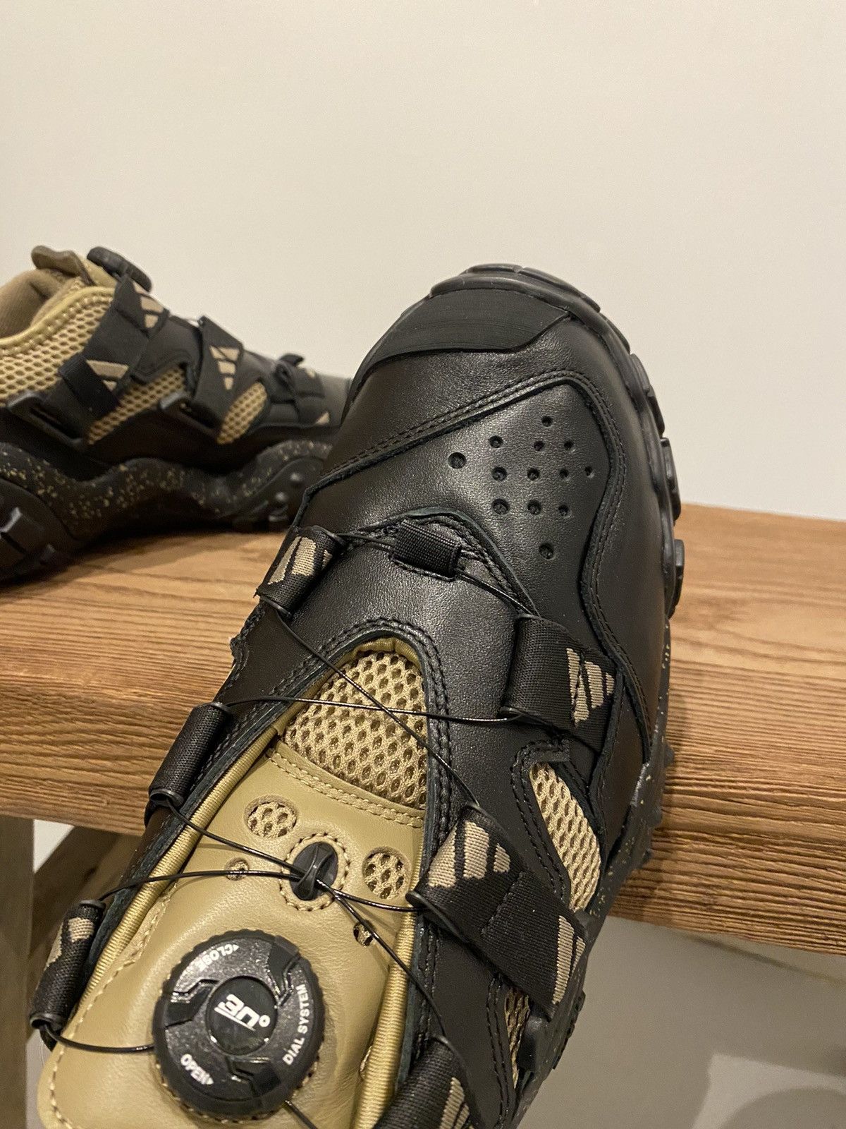Adidas × HYKE Hyke x Adidas sneakers Size US 9 / EU 42 - 14 Thumbnail