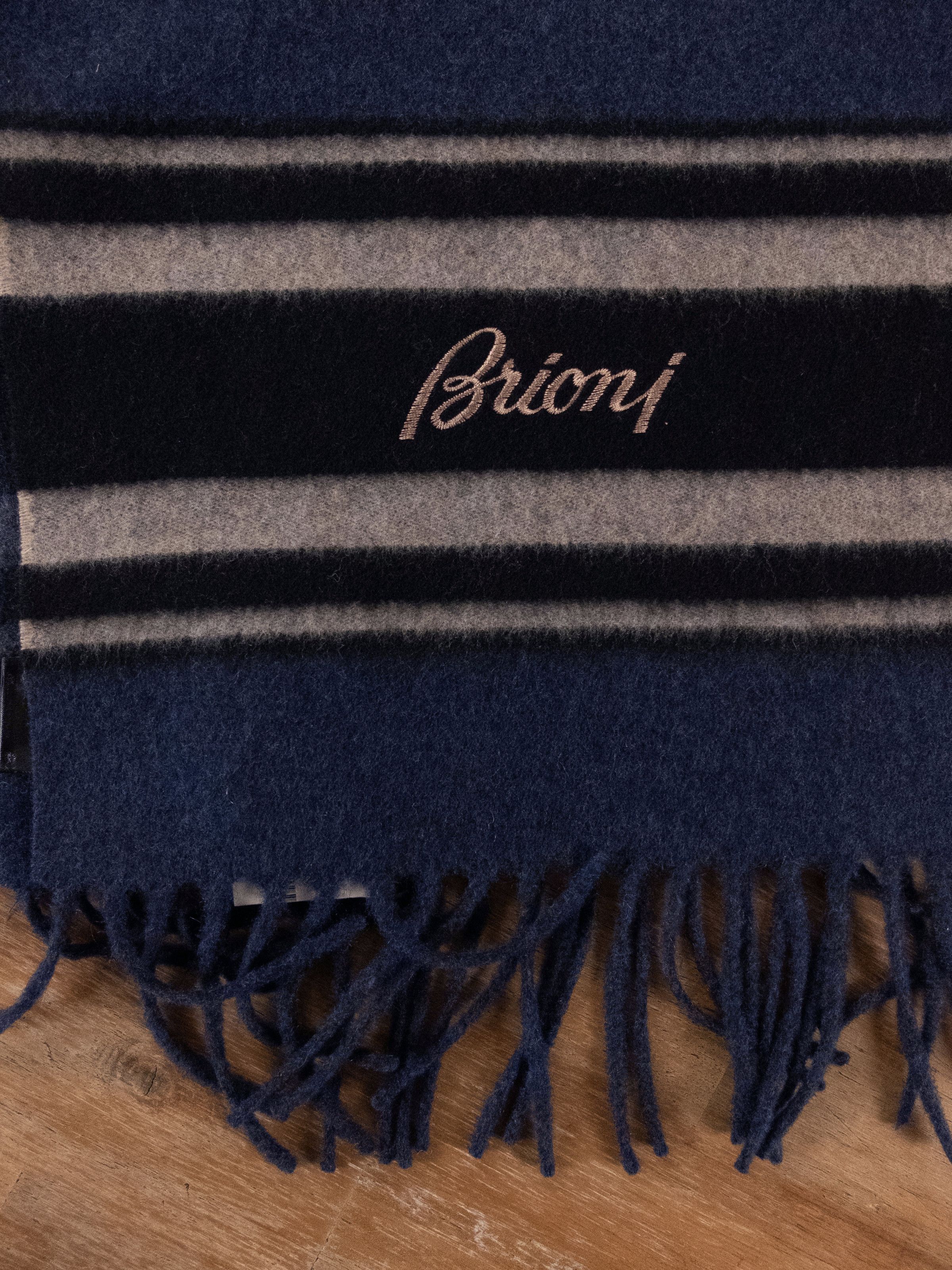 Brioni BRIONI blue logo embroidered cashmere scarf authentic Size ONE SIZE - 2 Thumbnail
