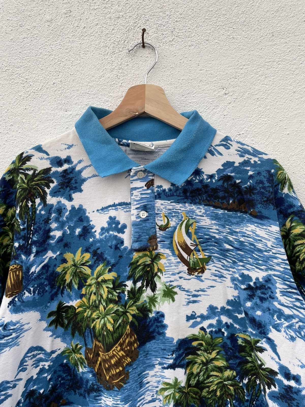 Vintage Vintage Carefighter Beach Polos Size US XL / EU 56 / 4 - 2 Thumbnail
