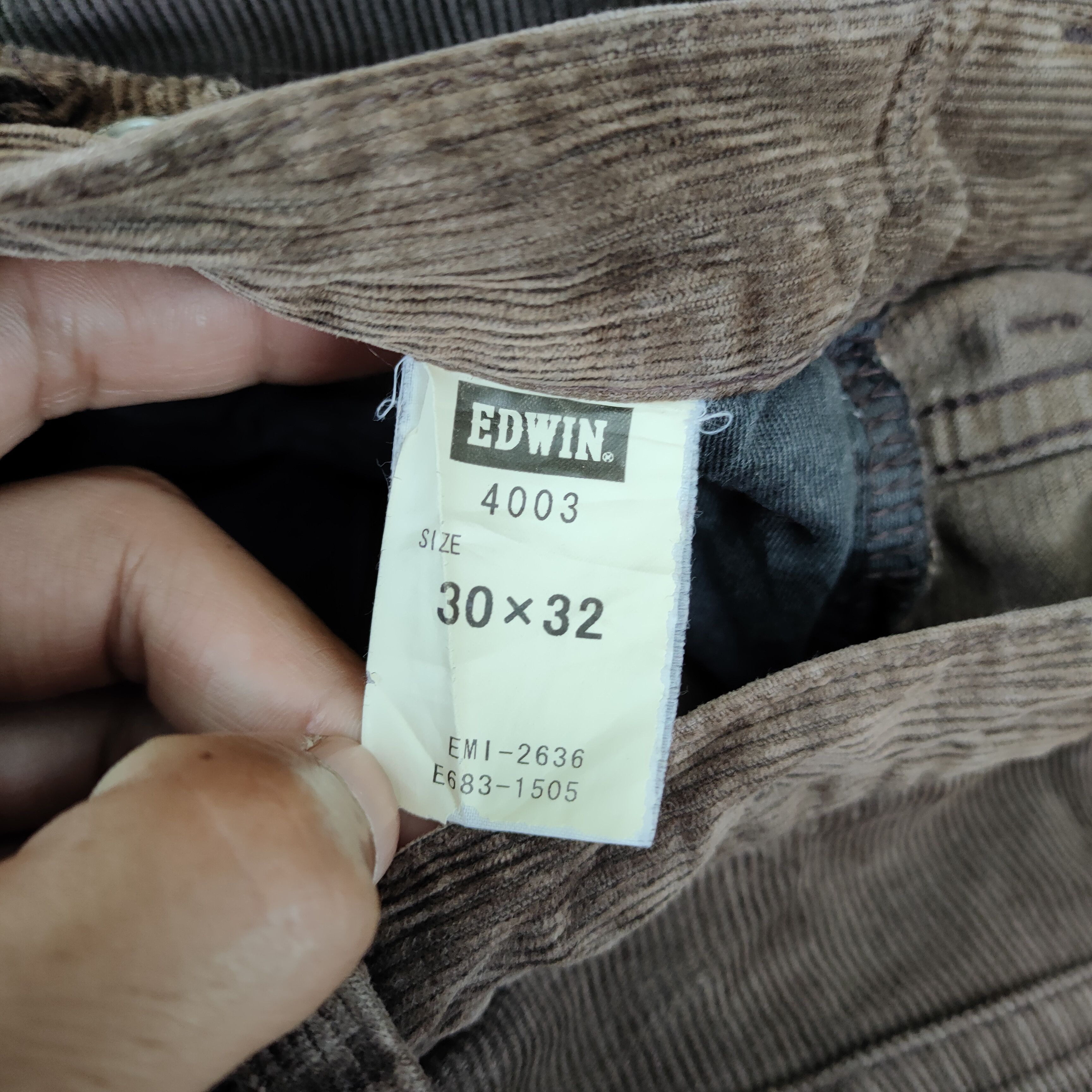 Edwin VINTAGE EDWIN FADED BROWN CORDUROY PANTS Size US 26 / EU 42 - 10 Thumbnail