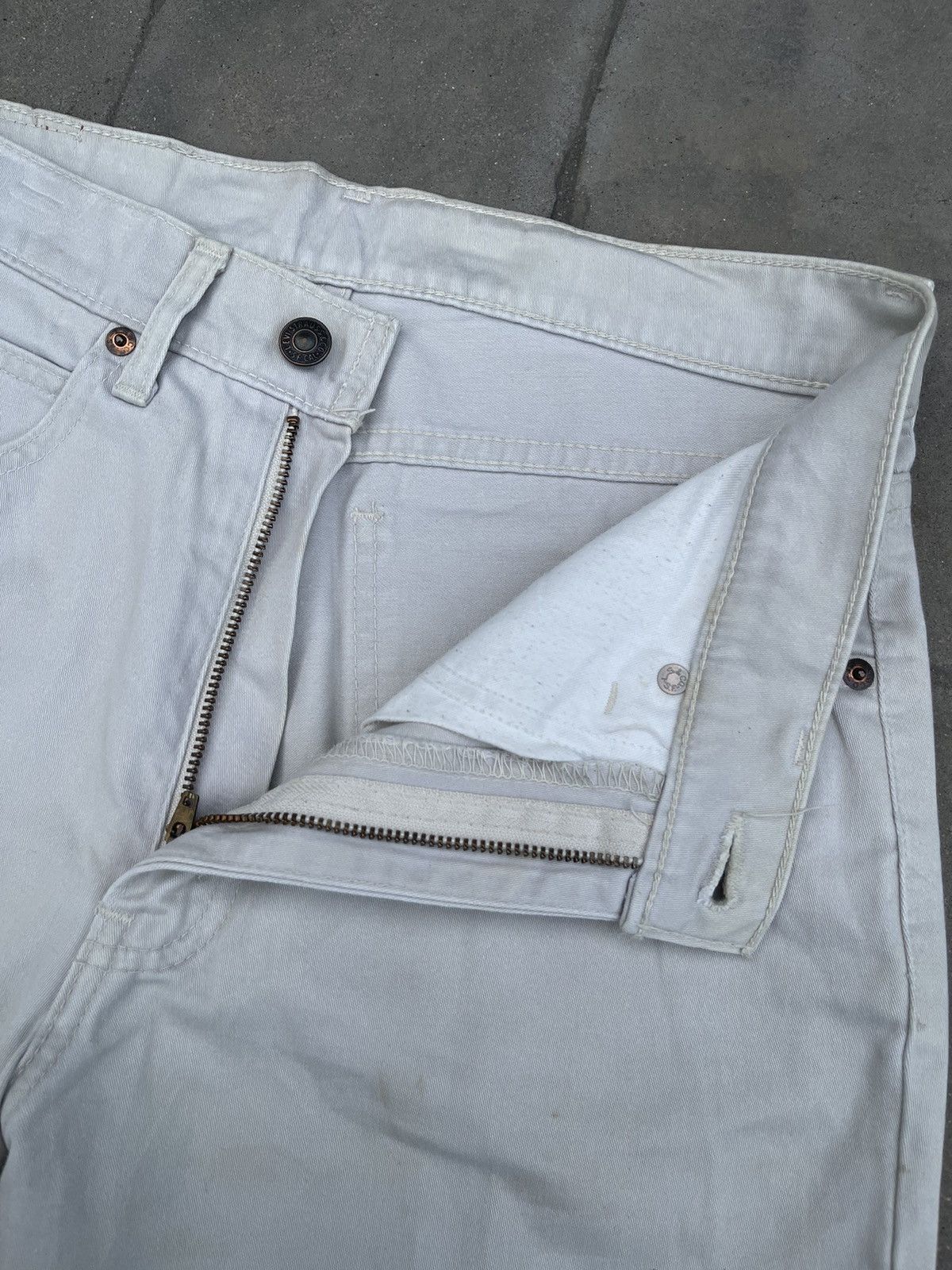 Levi's Vintage Clothing JAPAN MADE 90s Levis Strauss Co Big E Size US 30 / EU 46 - 7 Thumbnail