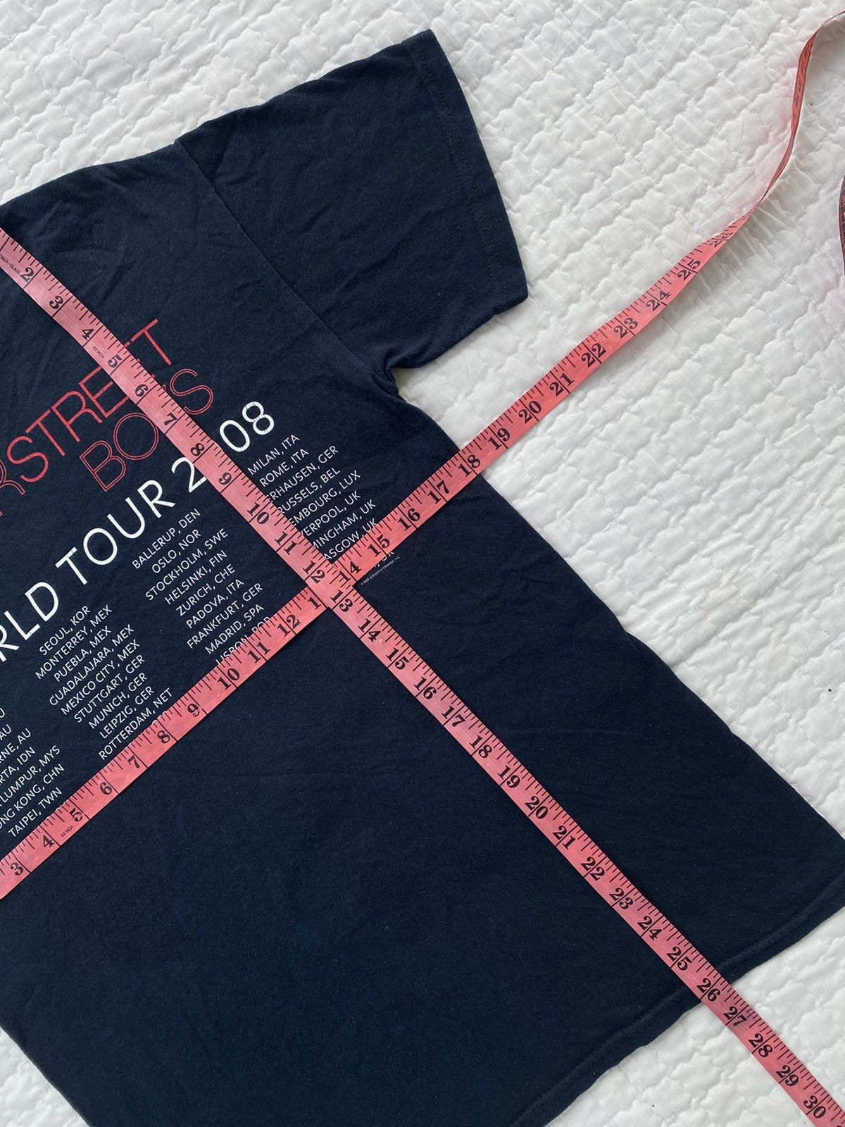 Band Tees Backstreets Boy World Tour 2008 Tee Size US S / EU 44-46 / 1 - 7 Thumbnail