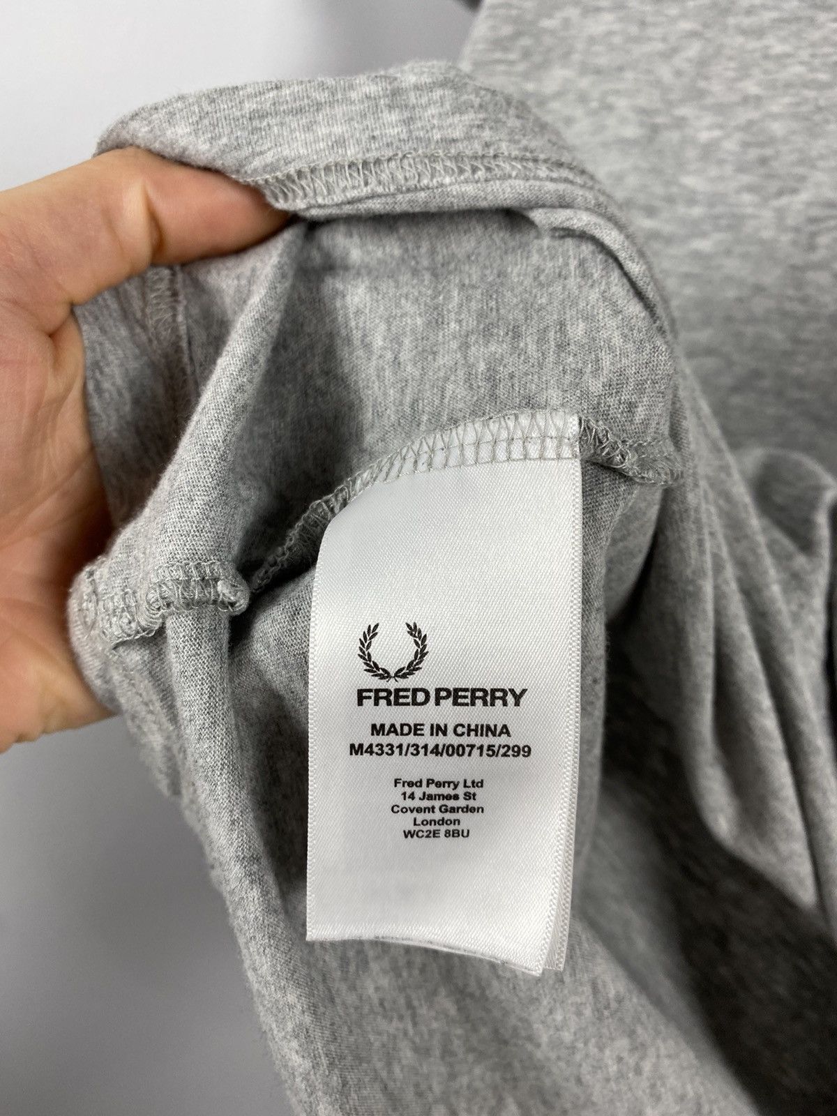 Fred Perry Fred Perry gray T-shirts streetwear size M Size US S / EU 44-46 / 1 - 4 Thumbnail