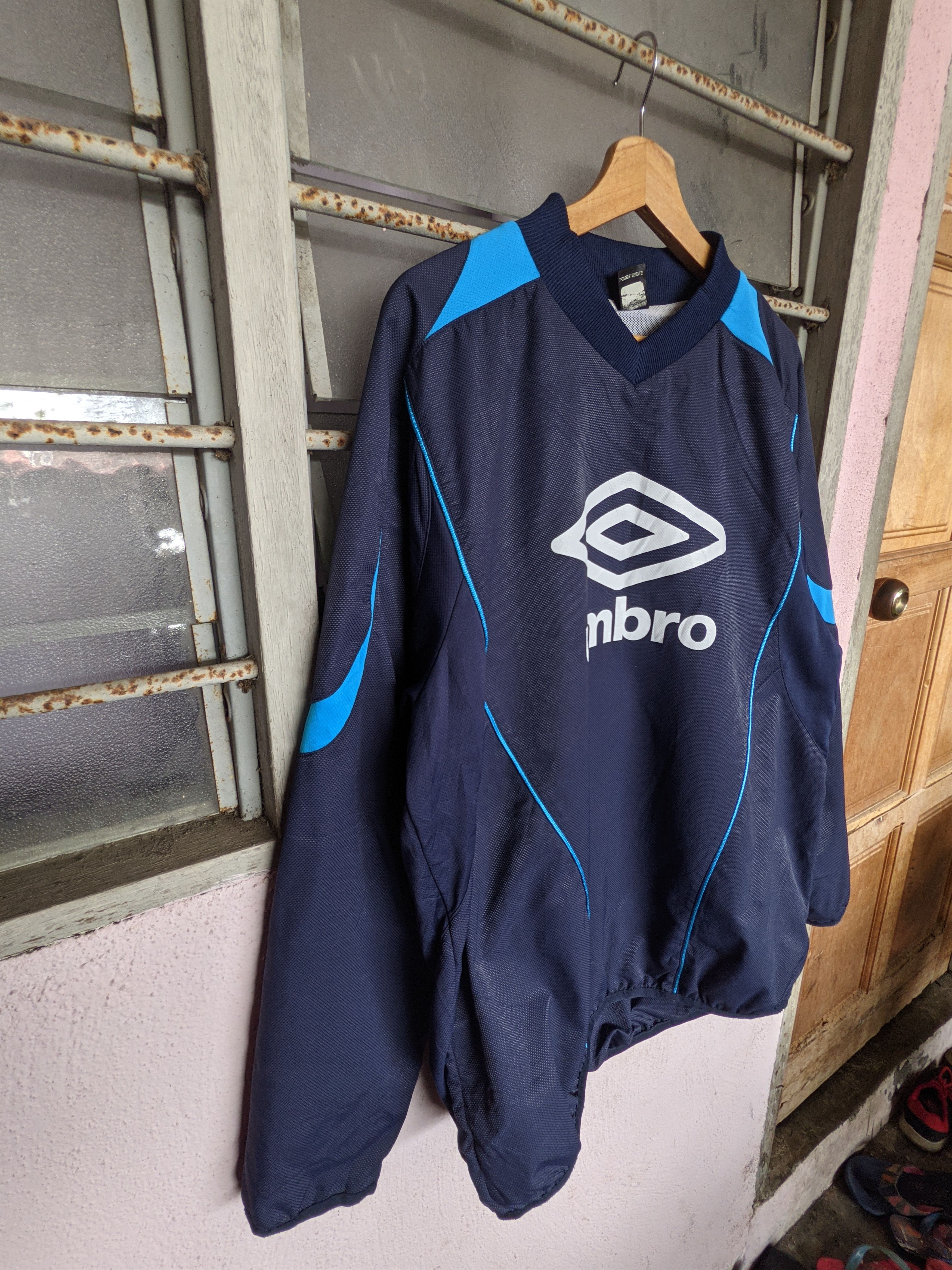 Umbro Umbro Descente Big Logo Training Sweater Size US L / EU 52-54 / 3 - 3 Thumbnail