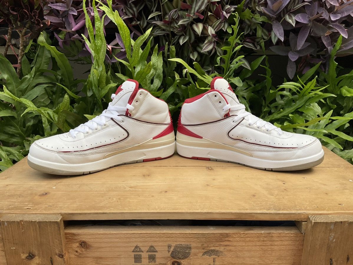 Jordan Brand × Nike 🔥 Rare Nike Air Jordan 2 Retro Chicago Home 2014 Size US 10.5 / EU 43-44 - 5 Thumbnail