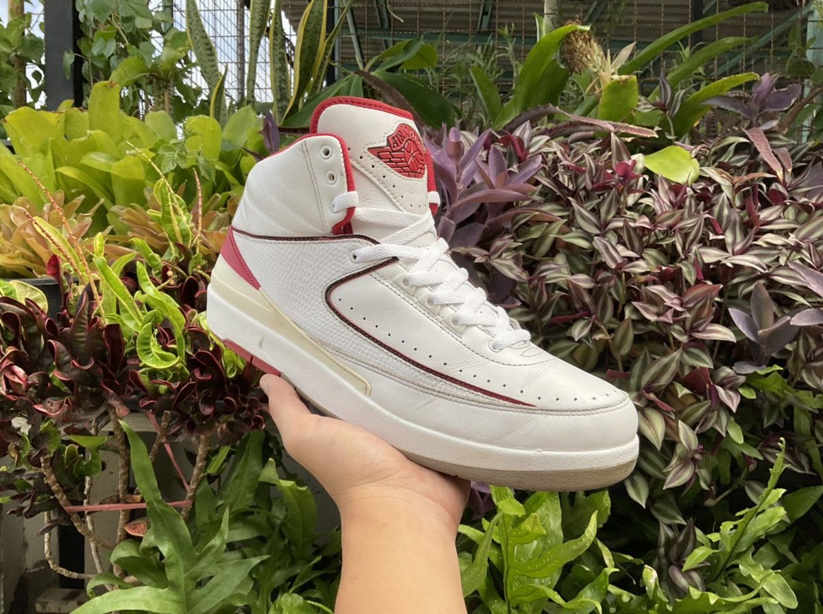 Jordan Brand × Nike 🔥 Rare Nike Air Jordan 2 Retro Chicago Home 2014 Size US 10.5 / EU 43-44 - 2 Thumbnail