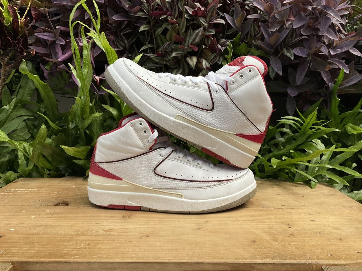Jordan Brand × Nike 🔥 Rare Nike Air Jordan 2 Retro Chicago Home 2014 Size US 10.5 / EU 43-44 - 3 Thumbnail
