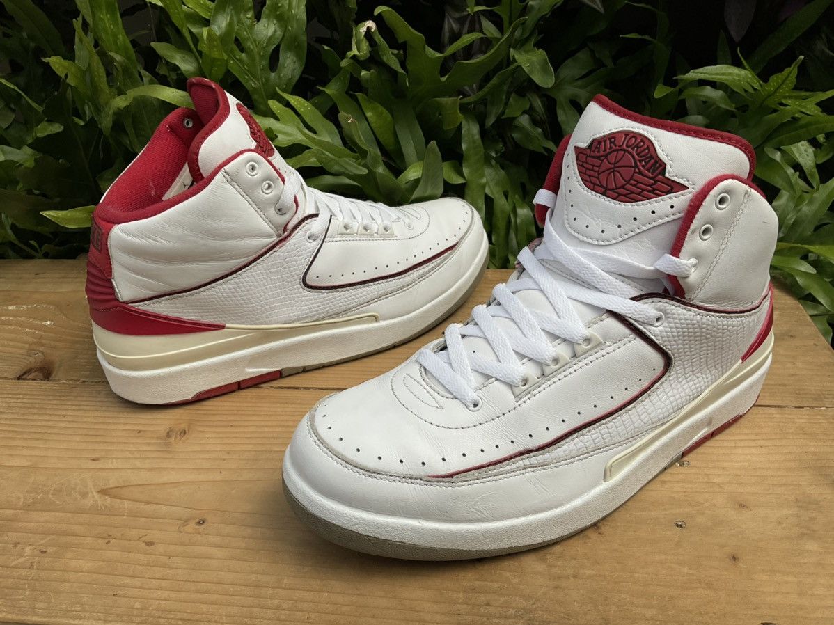 Jordan Brand × Nike 🔥 Rare Nike Air Jordan 2 Retro Chicago Home 2014 Size US 10.5 / EU 43-44 - 8 Thumbnail