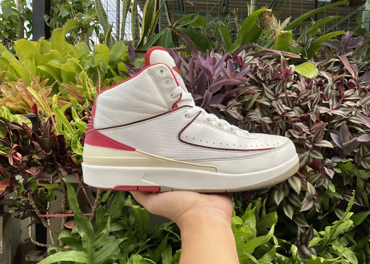 Jordan Brand × Nike 🔥 Rare Nike Air Jordan 2 Retro Chicago Home 2014 Size US 10.5 / EU 43-44 - 24 Thumbnail