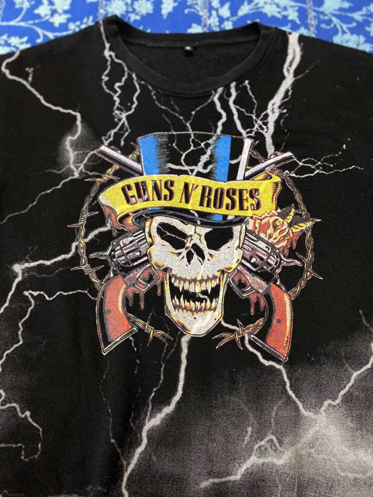 Band Tees × Guns N' Roses Gun N Roses Big Logo Crewneck Sweatshirt Size US M / EU 48-50 / 2 - 3 Thumbnail