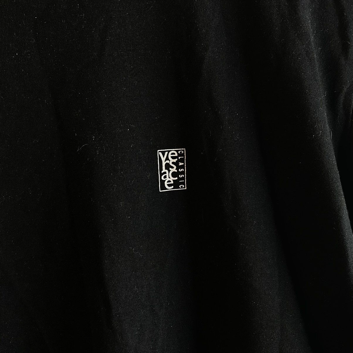 Versace VINTAGE VERSACE MINIMAL BLACK T SHIRT Size US L / EU 52-54 / 3 - 3 Thumbnail