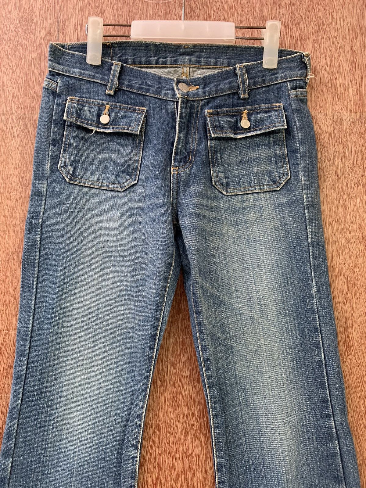 Japanese Brand Japanese Brand Human Woman Flare Jeans 30x31.5 Size US 30 / EU 46 - 2 Thumbnail