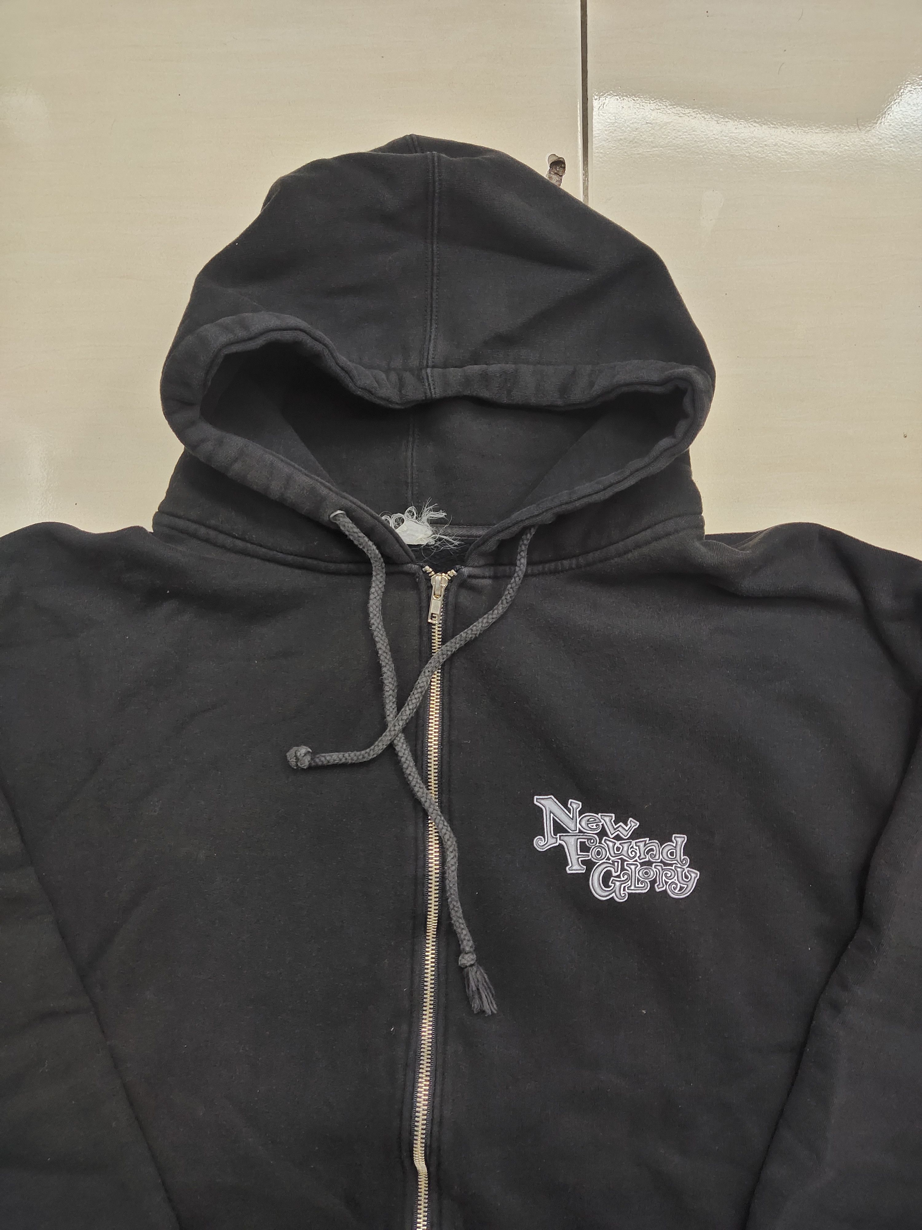 Vintage Vintage 90's Band New found Glory Oversized Hoodie Size US L / EU 52-54 / 3 - 1 Thumbnail