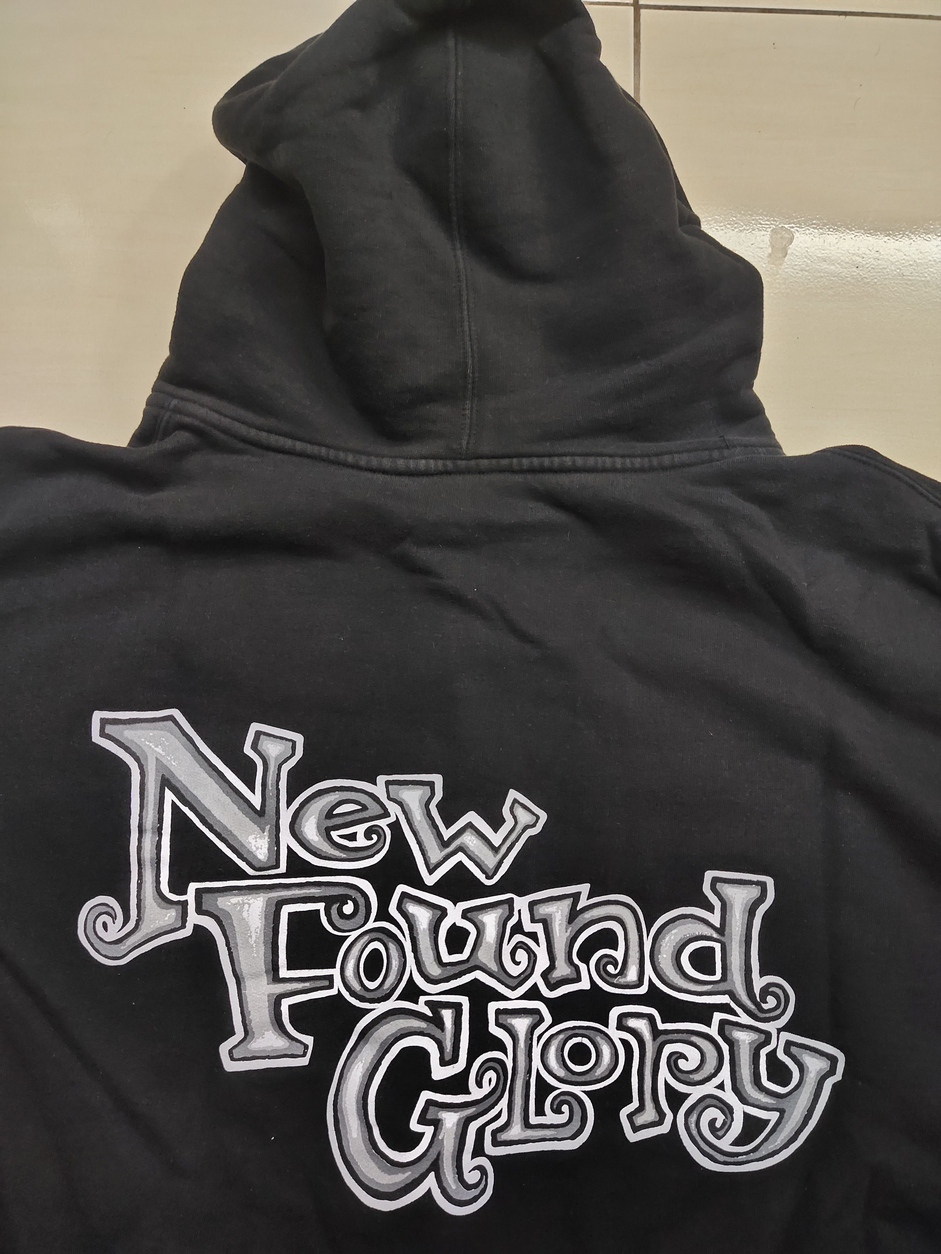 Vintage Vintage 90's Band New found Glory Oversized Hoodie Size US L / EU 52-54 / 3 - 2 Thumbnail