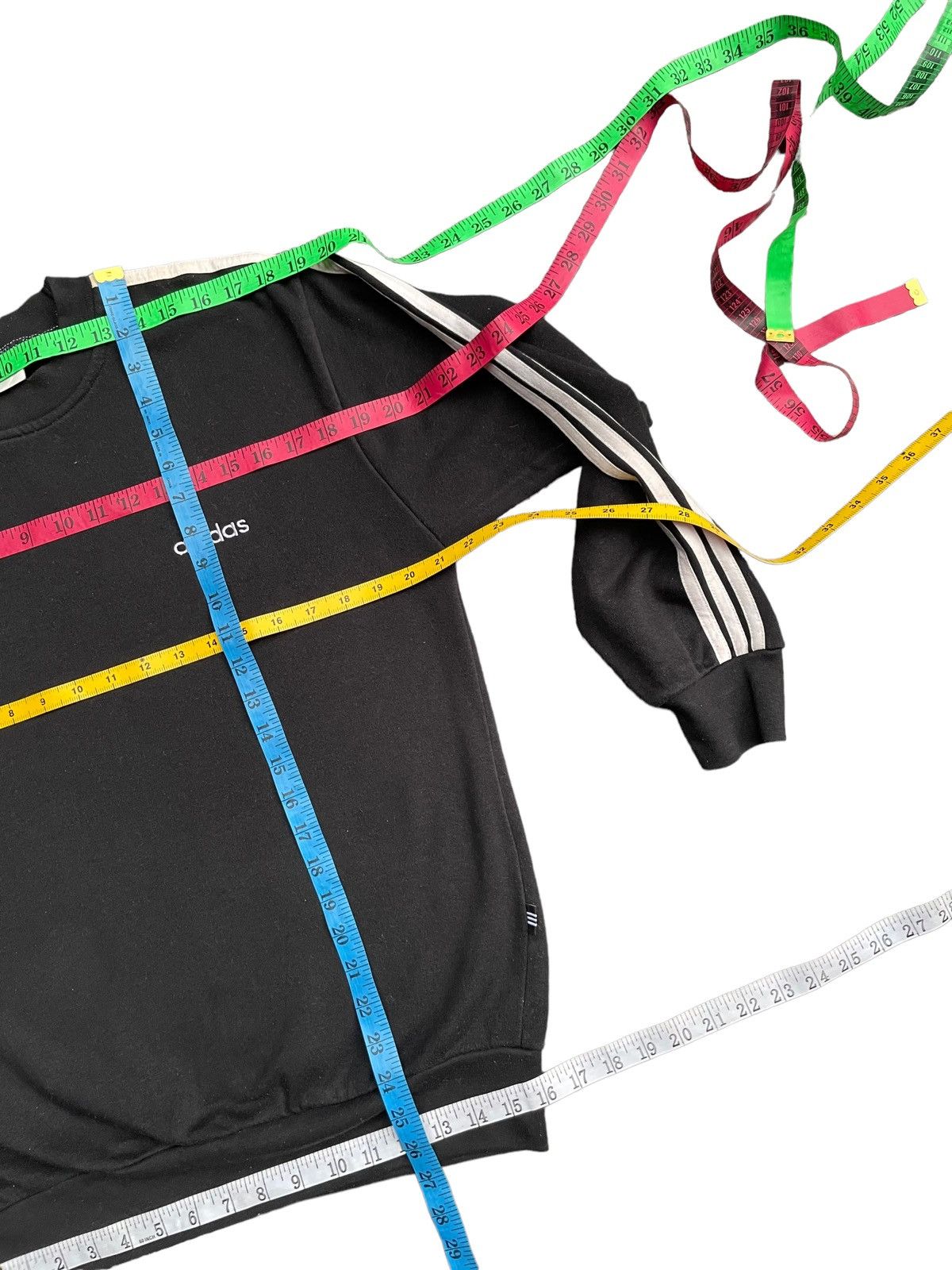 Adidas Vintage Adidas Crewneck Size US M / EU 48-50 / 2 - 12 Thumbnail