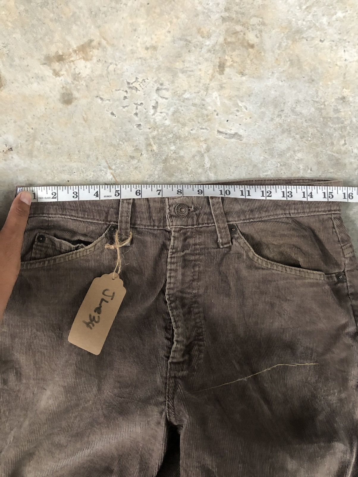 If Six Was Nine Vintage 80’s Levi’s Corduroy Flared Jeans 517 Size US 31 - 19 Thumbnail