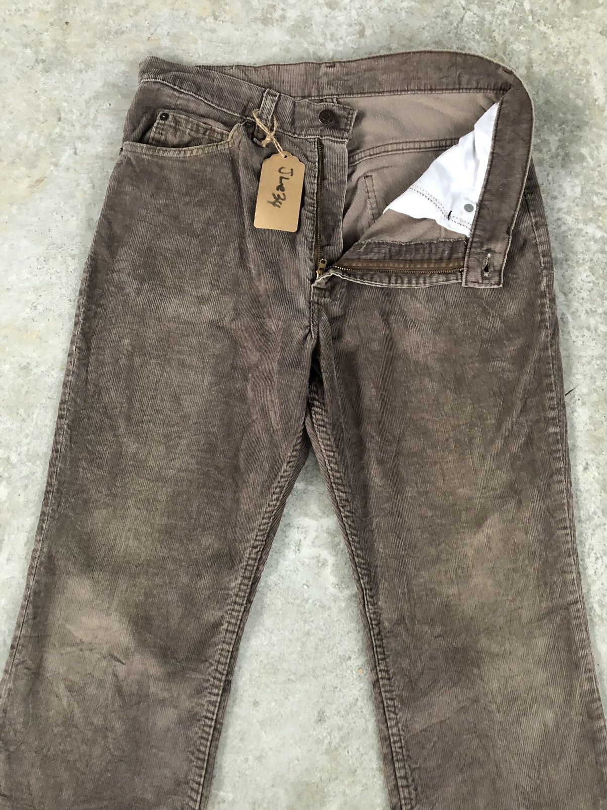 If Six Was Nine Vintage 80’s Levi’s Corduroy Flared Jeans 517 Size US 31 - 4 Thumbnail