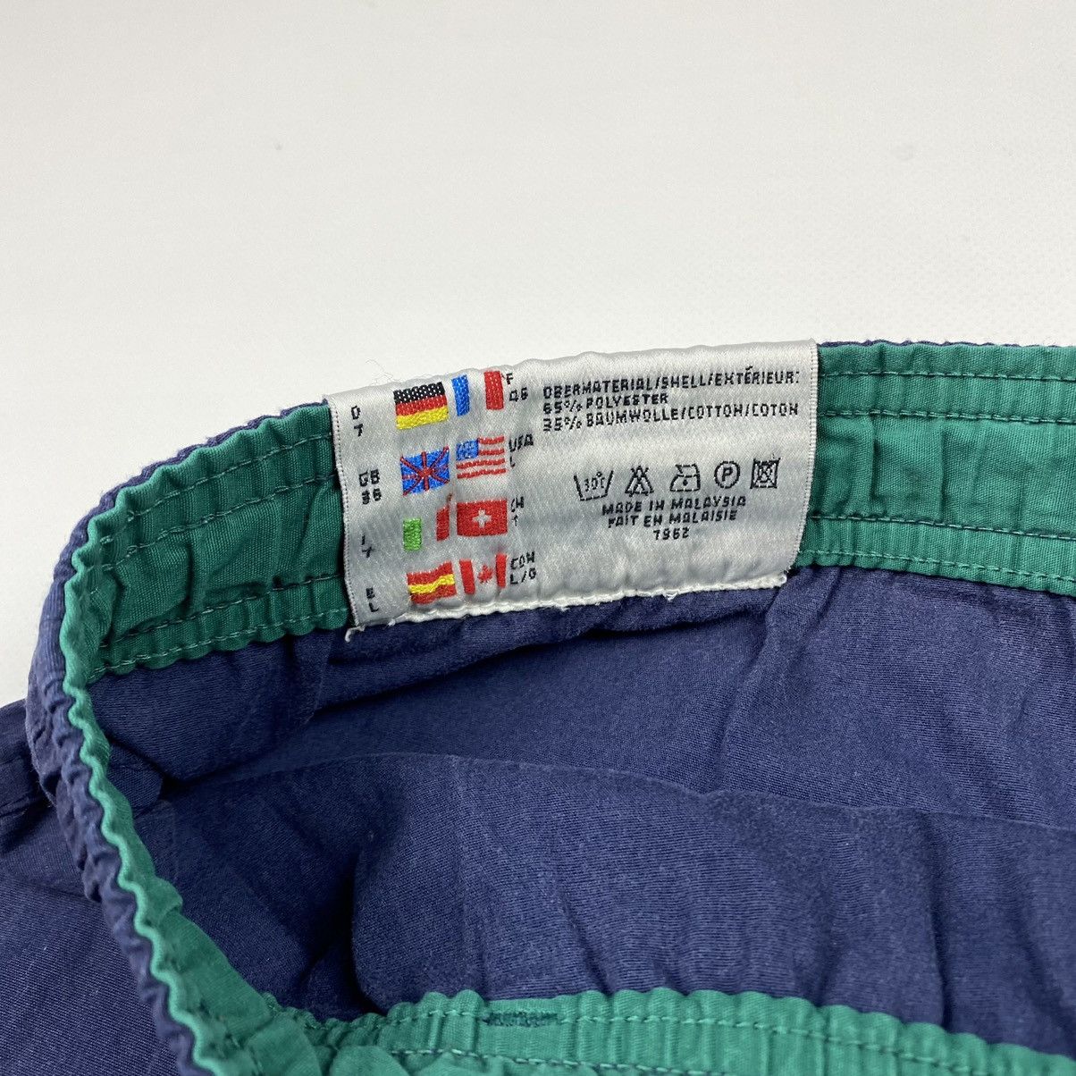 Adidas 90’s Vintage Adidas Equipment Shorts Size US 36 / EU 52 - 7 Thumbnail