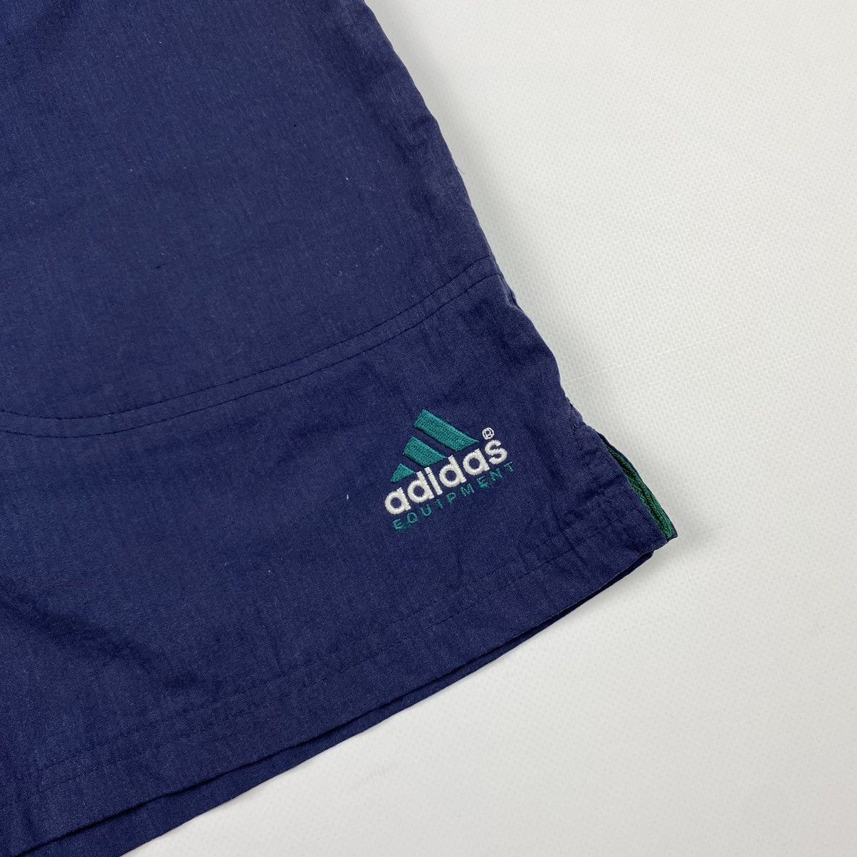 Adidas 90’s Vintage Adidas Equipment Shorts Size US 36 / EU 52 - 3 Thumbnail