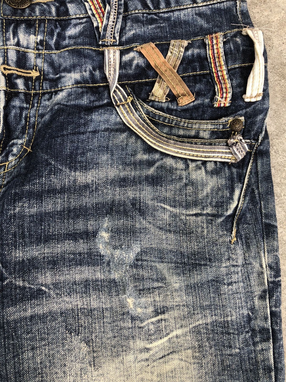 Hysteric Glamour Japanese Skulls Double Waist Distressed Jeans Size US 34 / EU 50 - 7 Thumbnail