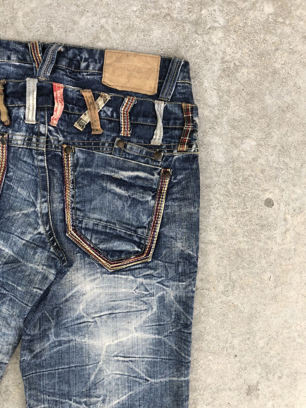 Hysteric Glamour Japanese Skulls Double Waist Distressed Jeans Size US 34 / EU 50 - 12 Thumbnail