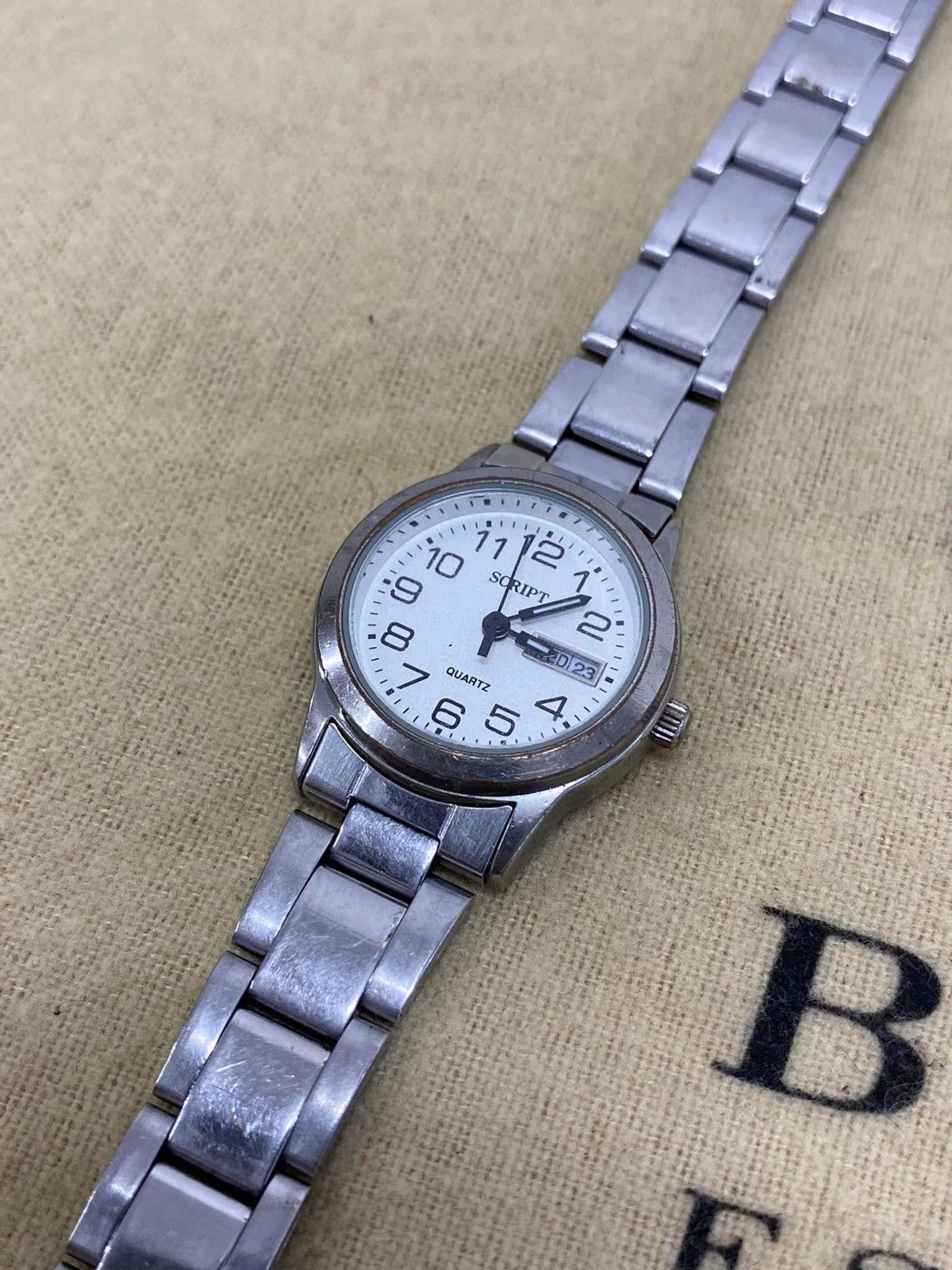 Hysteric Glamour Script J-Jaxis Japan Dates & Days Quartz futuristic Watch Size ONE SIZE - 4 Thumbnail