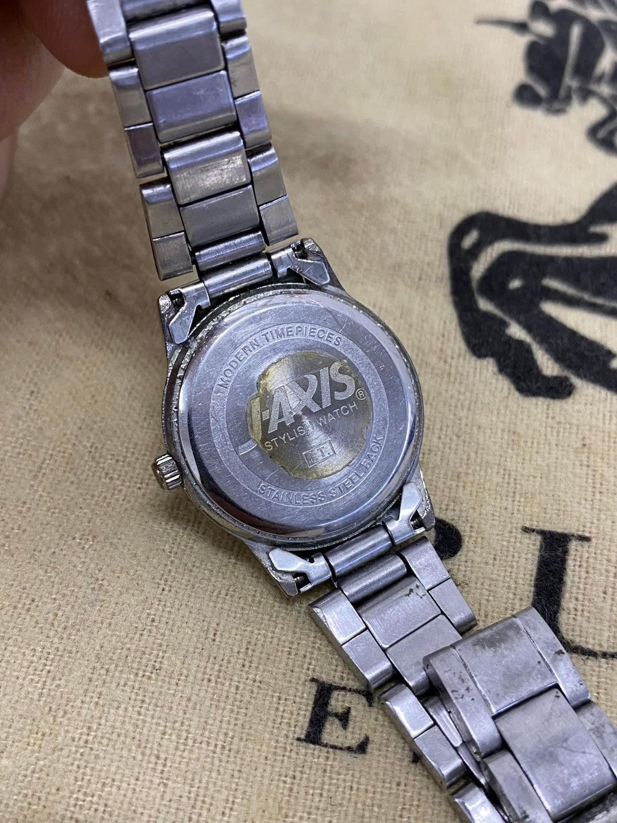 Hysteric Glamour Script J-Jaxis Japan Dates & Days Quartz futuristic Watch Size ONE SIZE - 5 Thumbnail