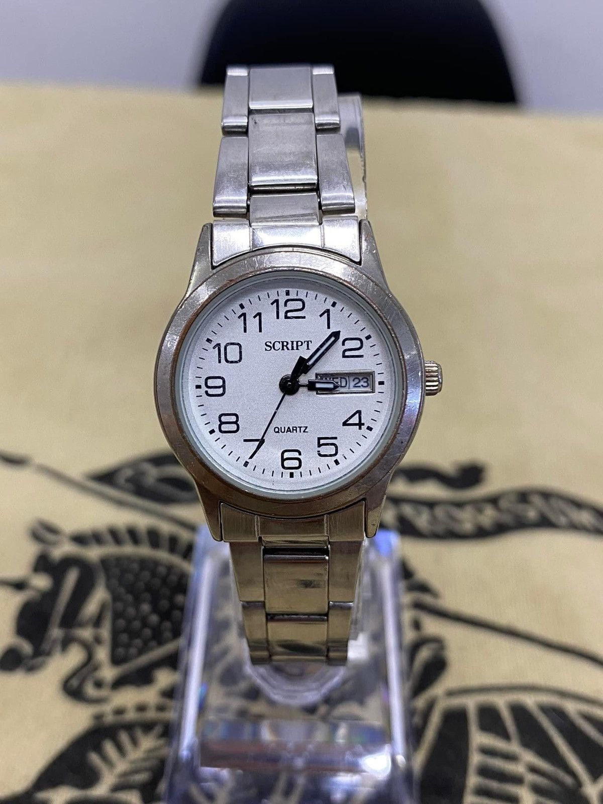 Hysteric Glamour Script J-Jaxis Japan Dates & Days Quartz futuristic Watch Size ONE SIZE - 2 Thumbnail